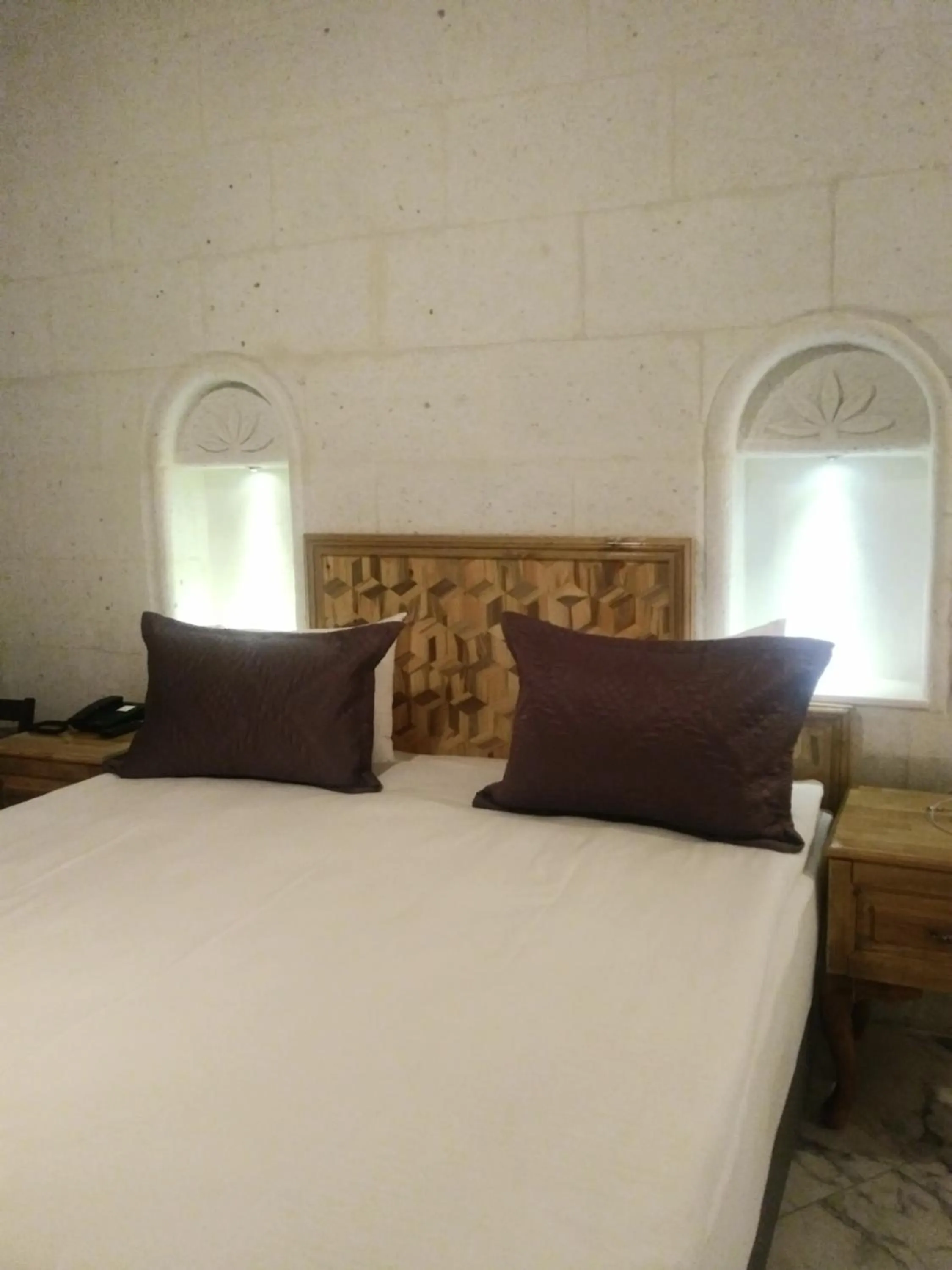 Bedroom, Bed in Crassus Cave Hotel