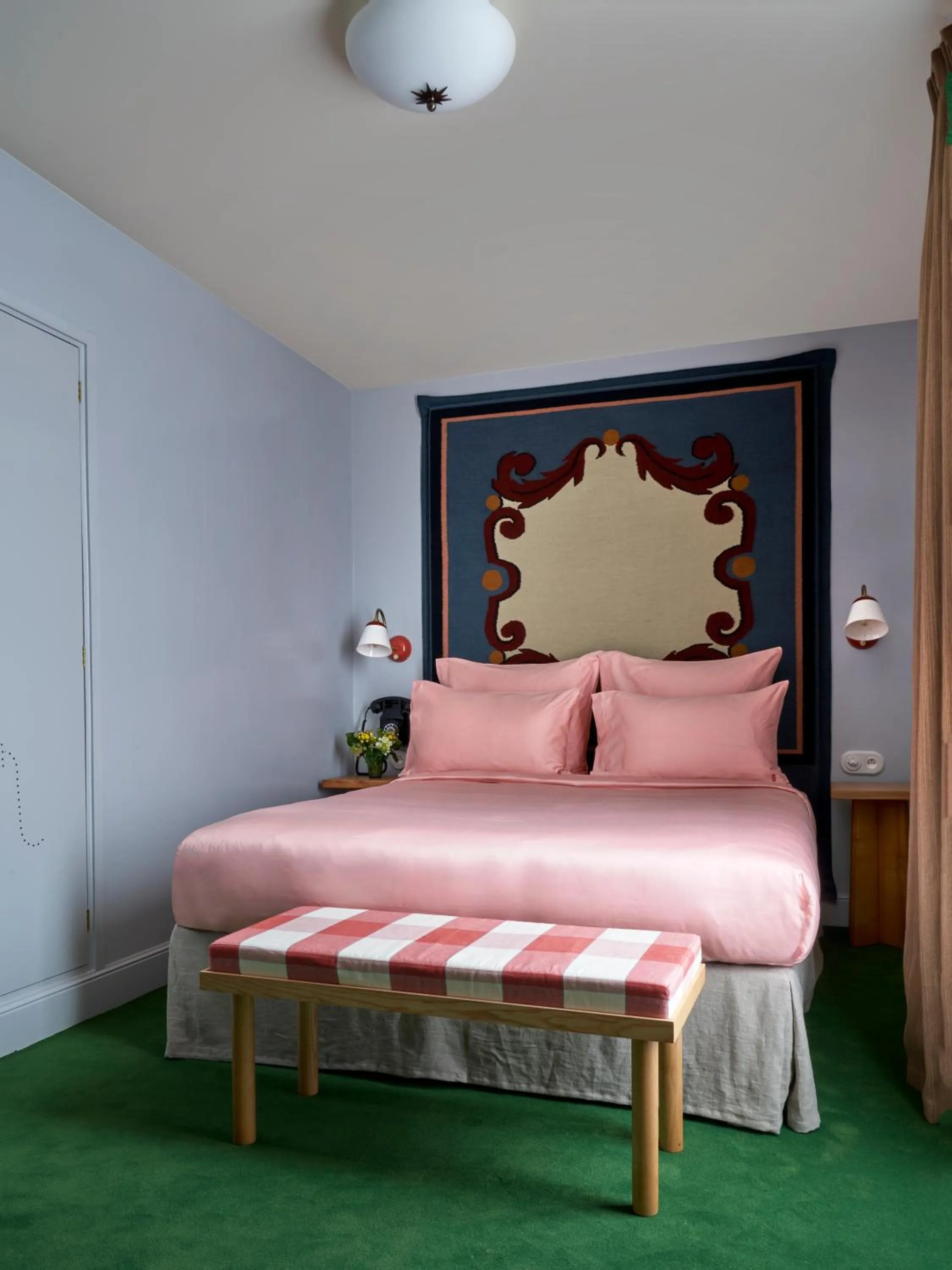 Bedroom, Bed in Hôtel de La Boétie
