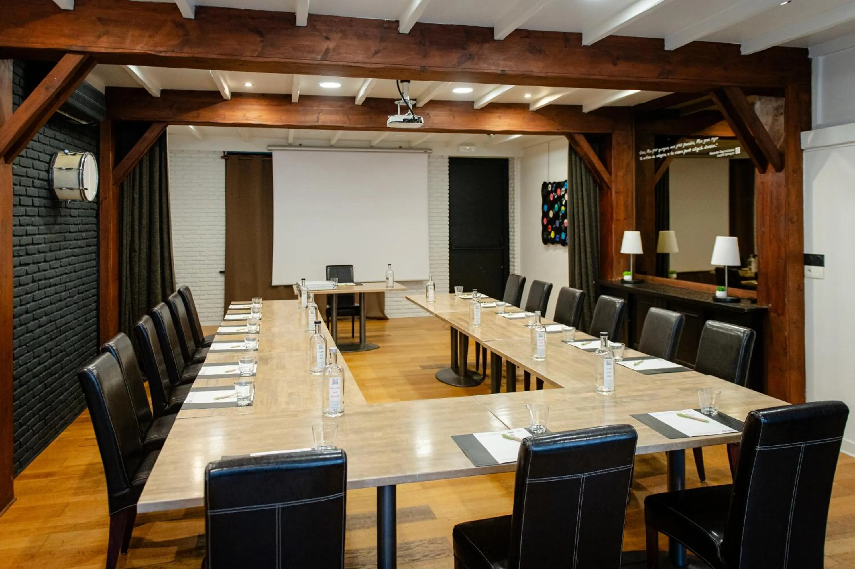 Meeting/conference room in Logis Hôtel Des Acacias Lille Neuville en Ferrain, Restaurant l'Acacias Gourmand