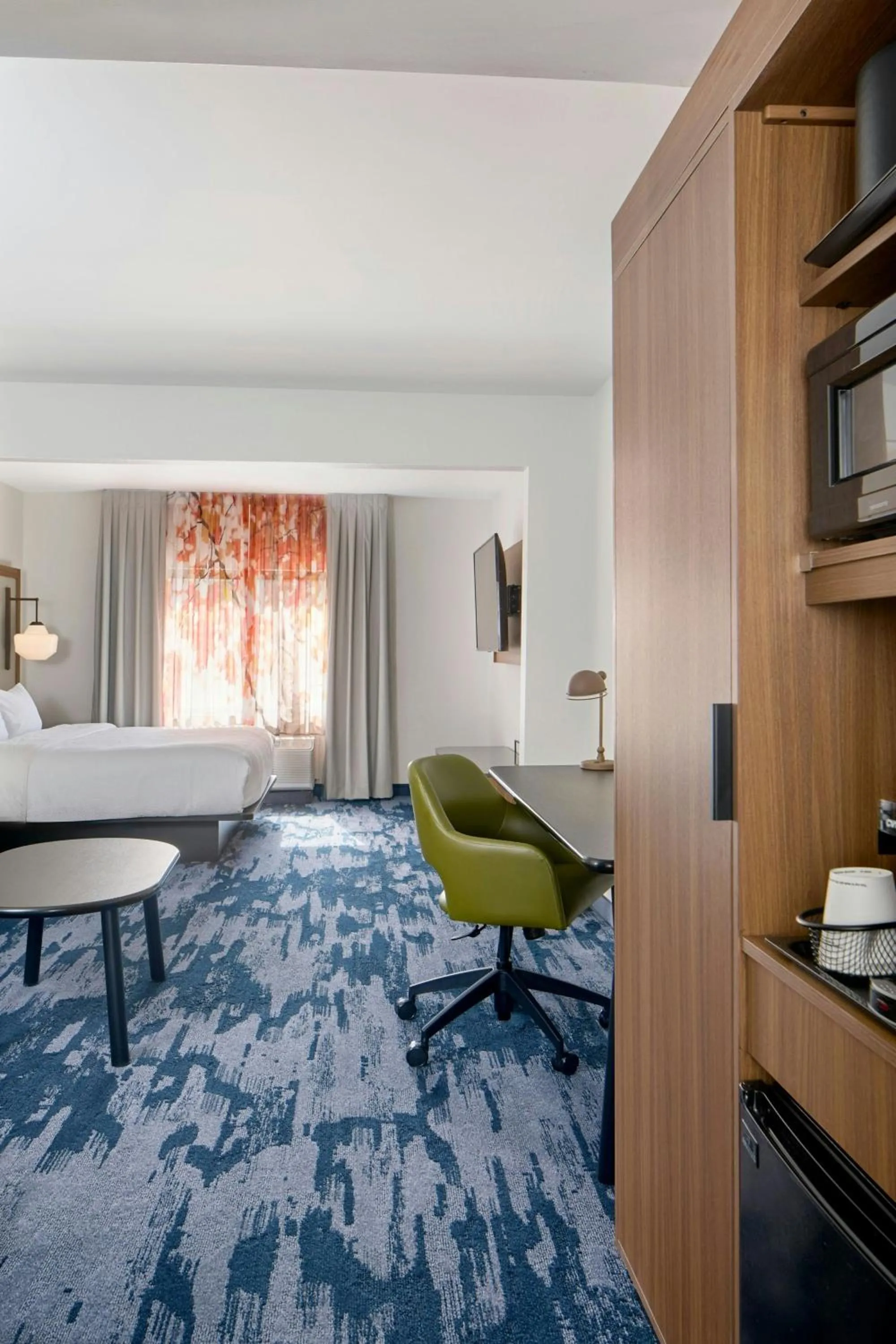 Photo of the whole room, Bed in Fairfield by Marriott Inn & Suites LaGrange