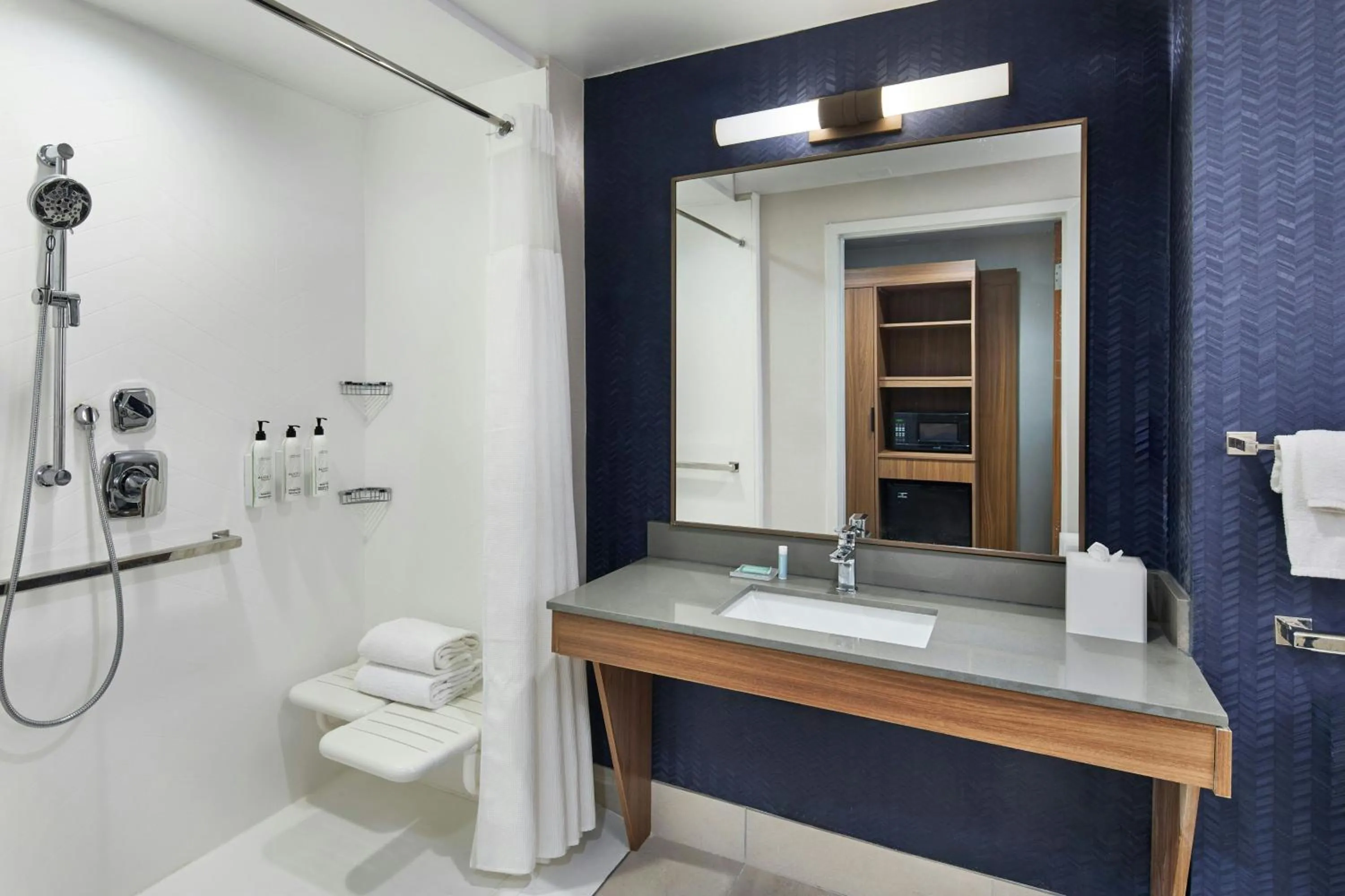 Bathroom in Fairfield by Marriott Inn & Suites LaGrange