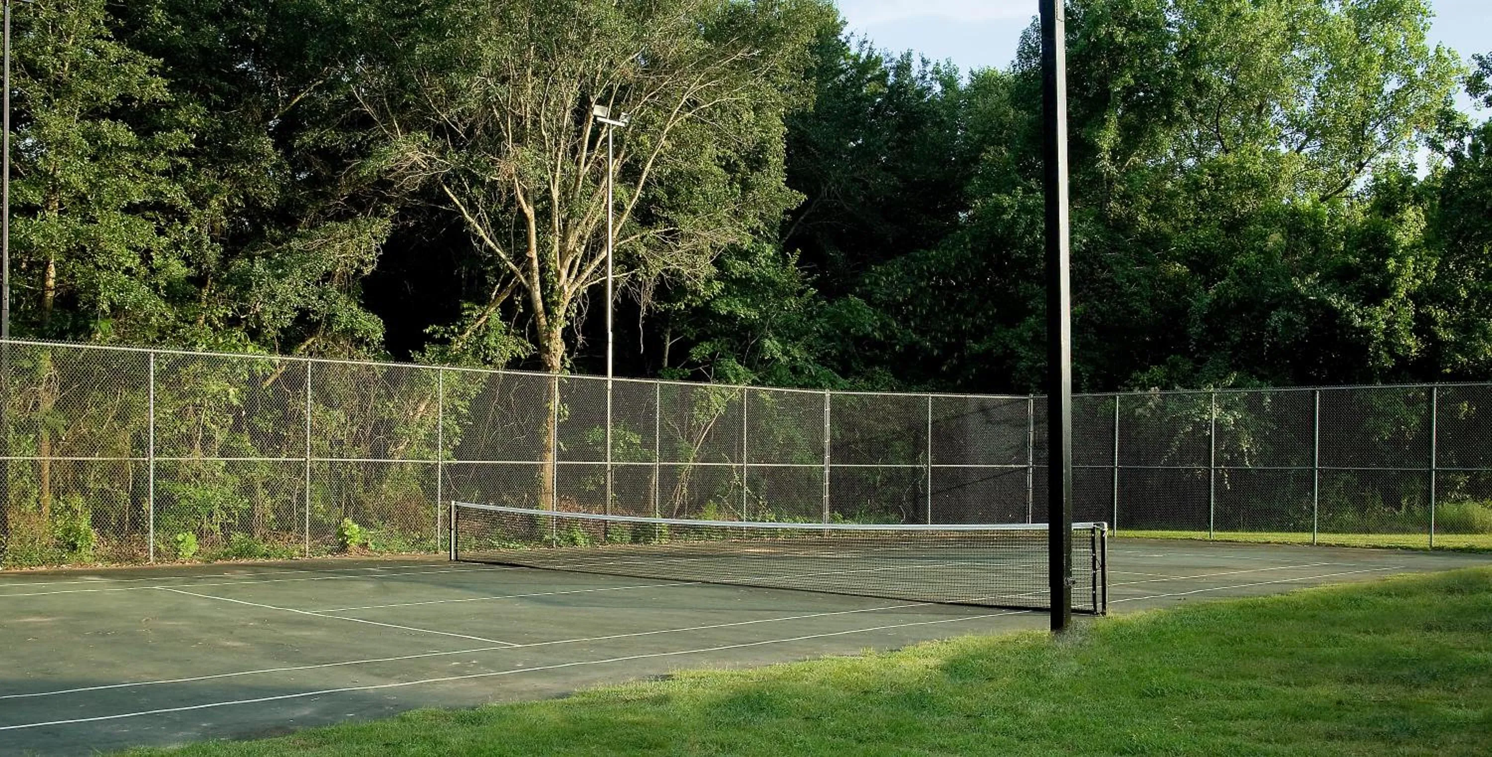 Express Inn & Suites