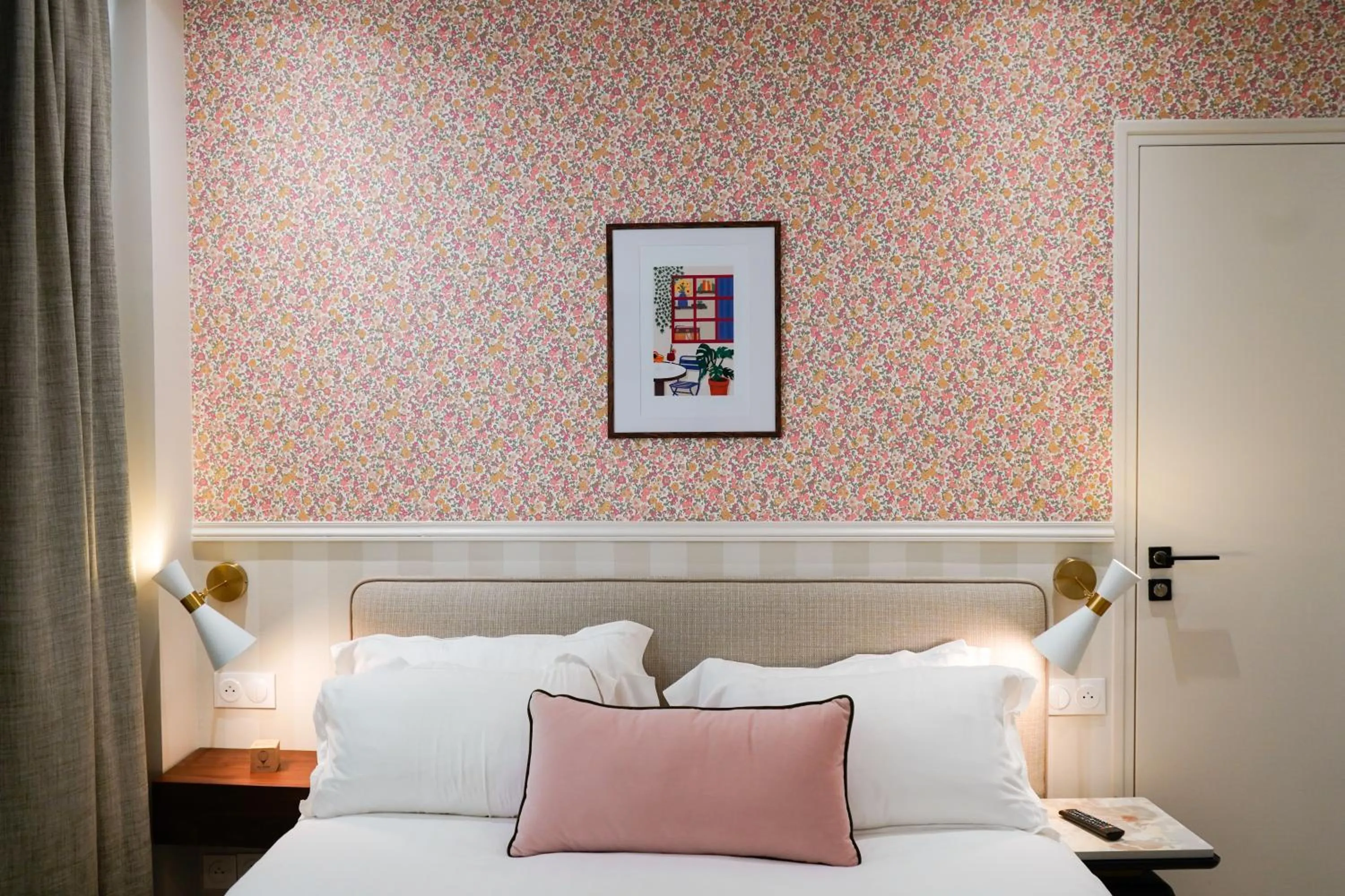 Bedroom, Bed in Joli Môme