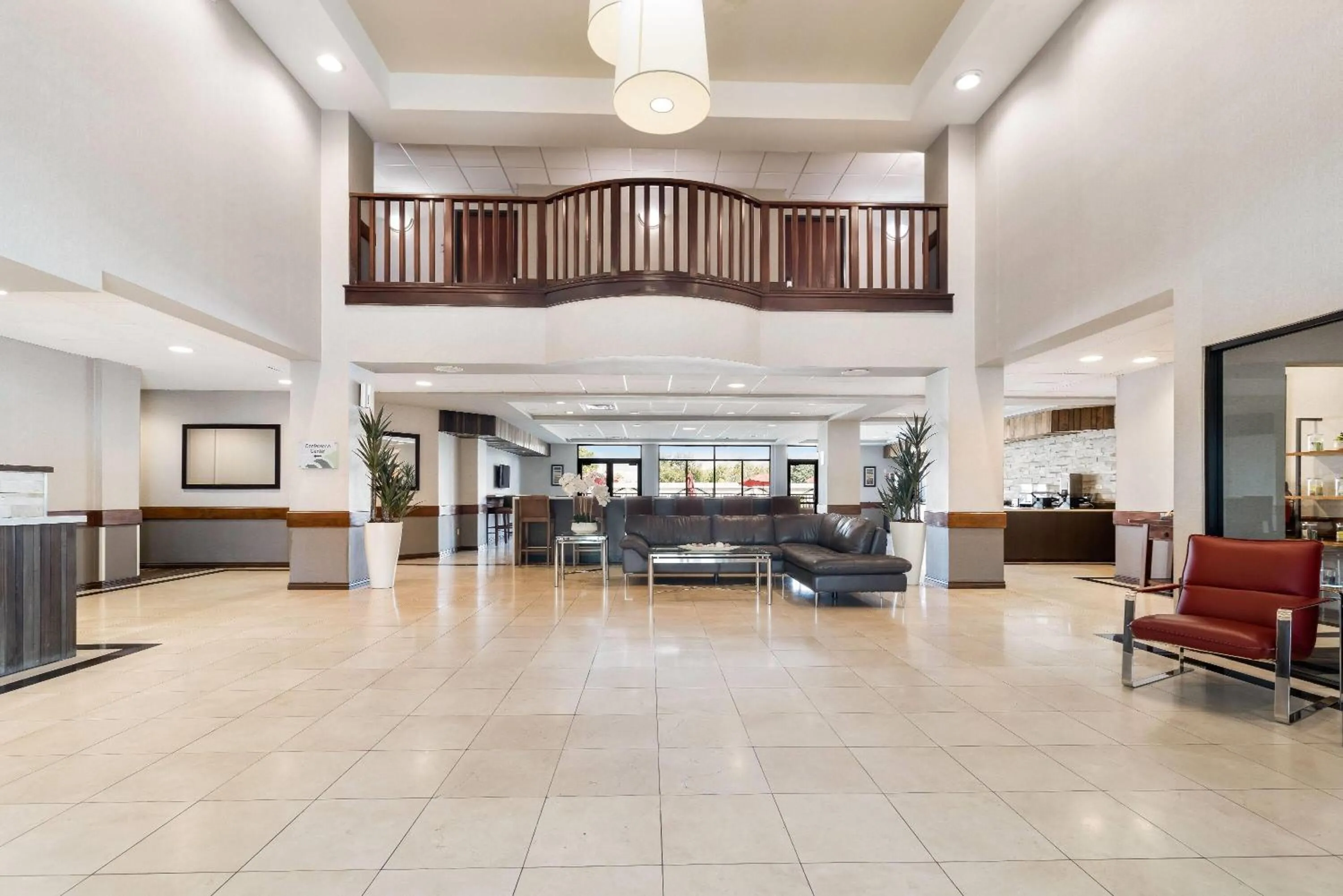 Lobby or reception in Wingate by Wyndham and Williamson Conference Center