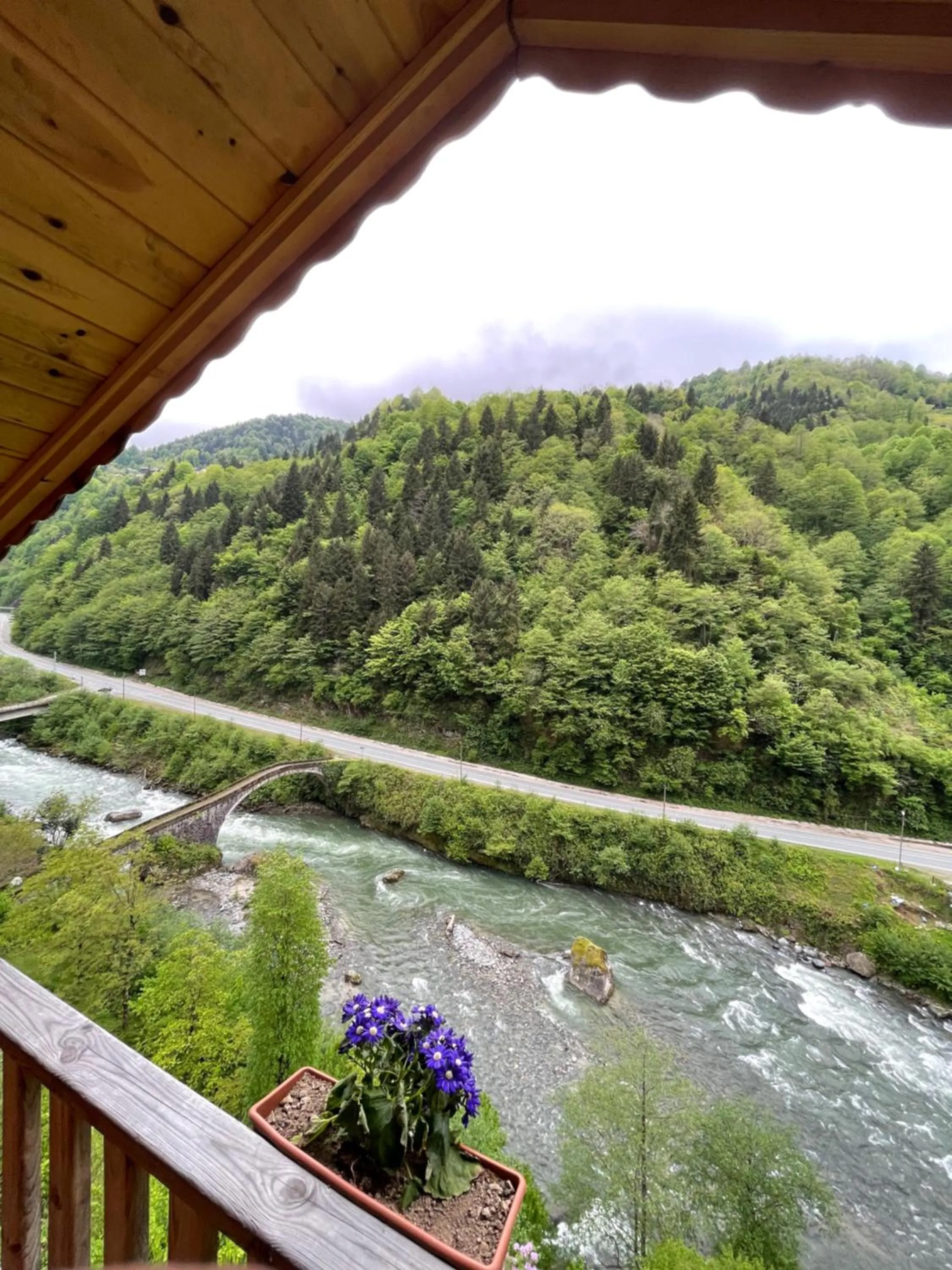 Superior Chalet in HiraBungalov