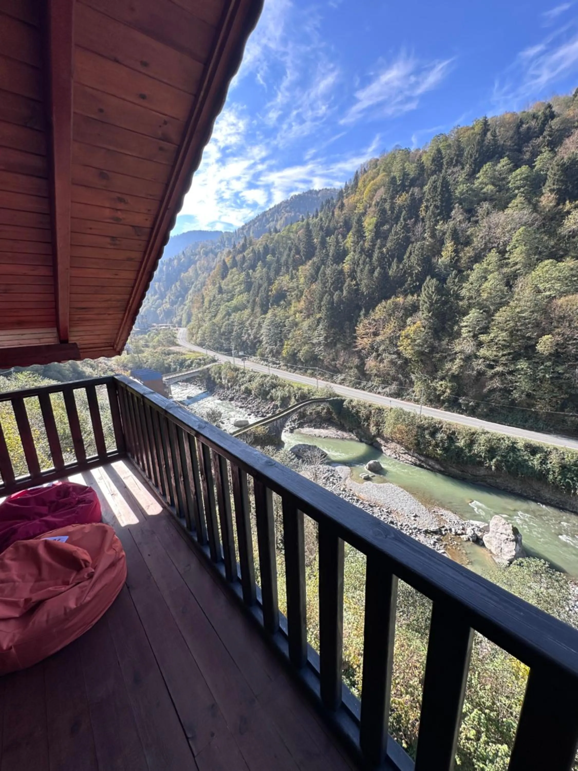 HiraBungalov