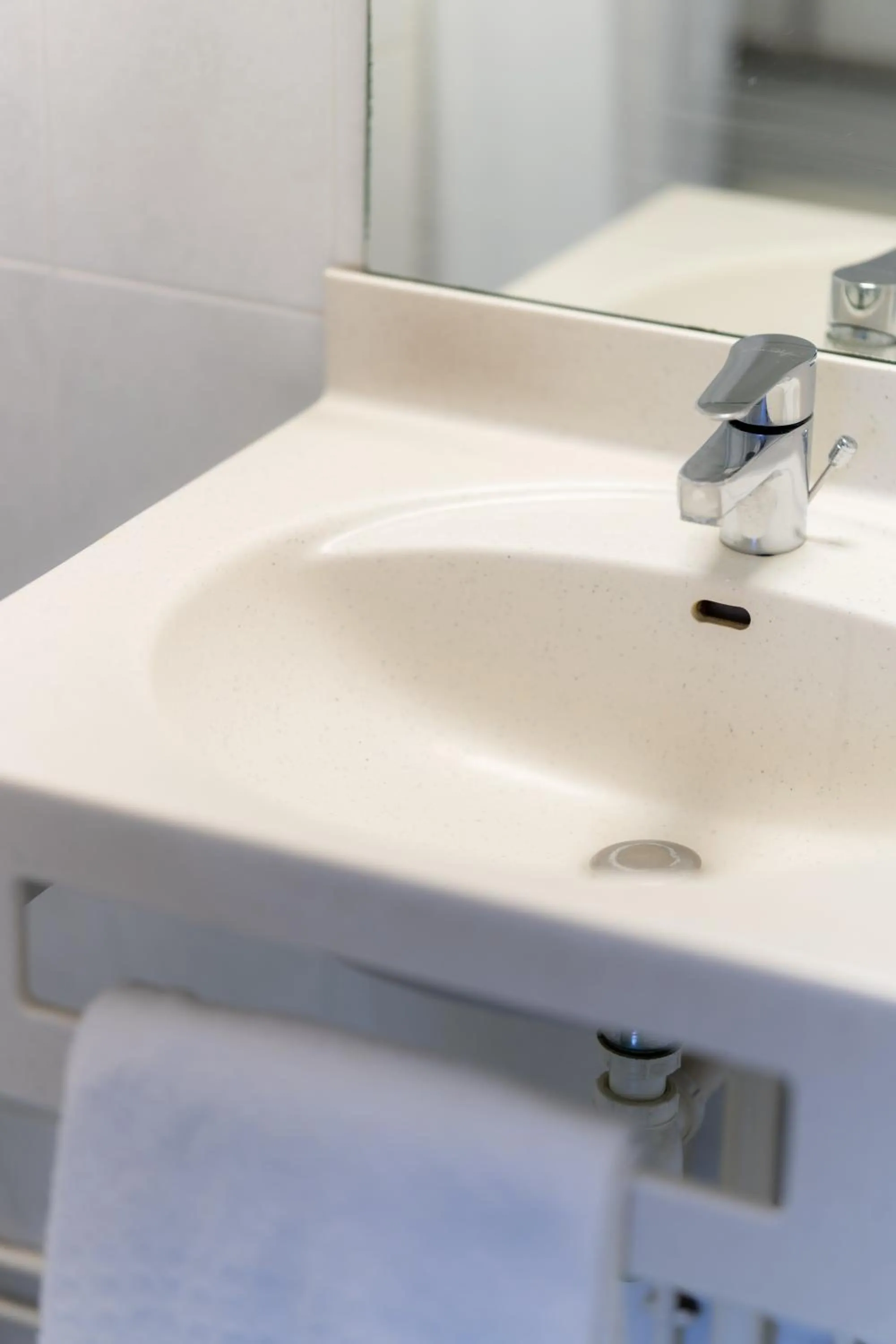 Bathroom in Premiere Classe Bordeaux Nord - Lac