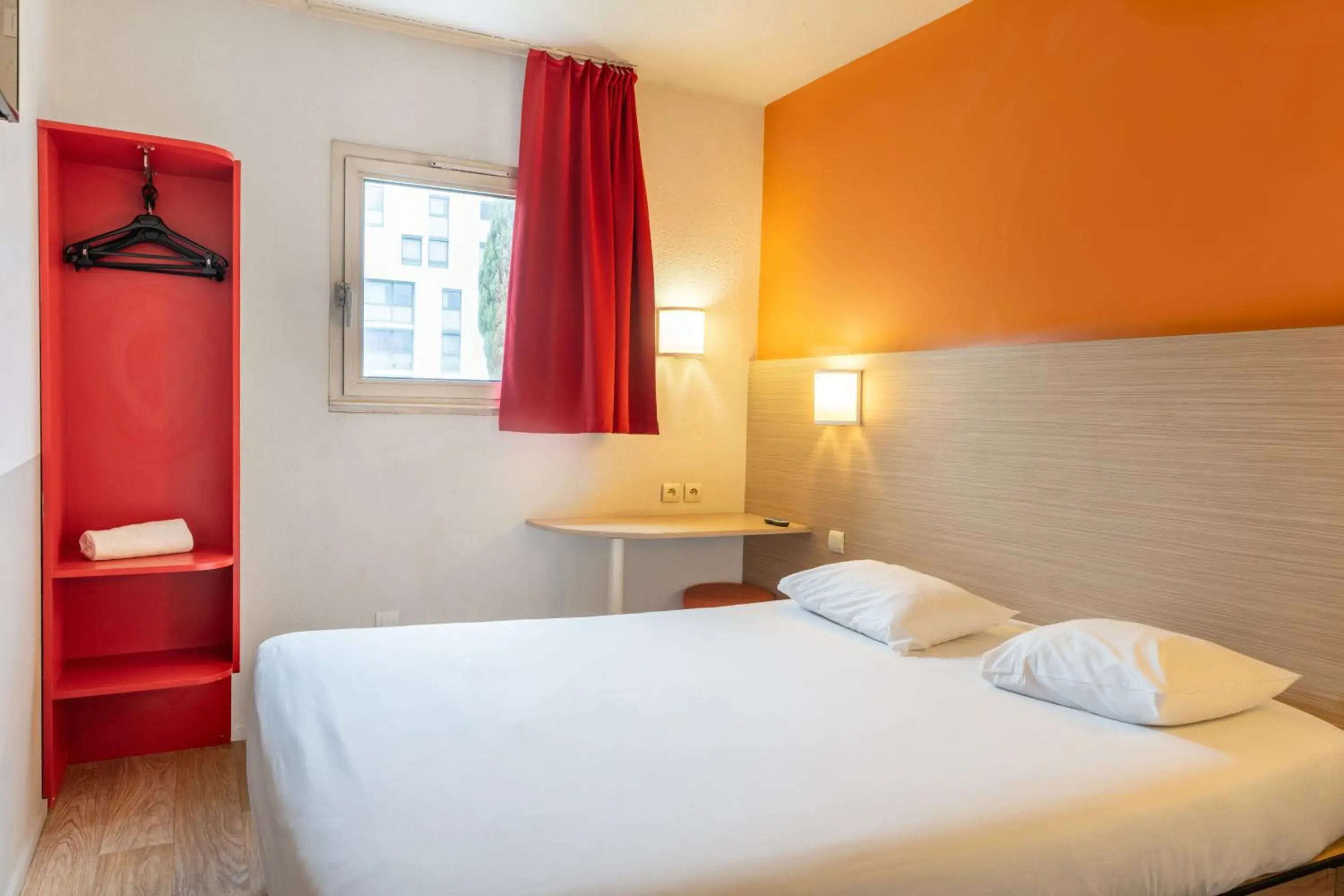 Double Room in Premiere Classe Bordeaux Nord - Lac Double Room in Premiere Classe Bordeaux Nord - Lac