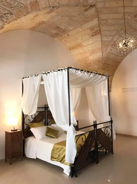 Bed in Donna Michelina dimora B&B