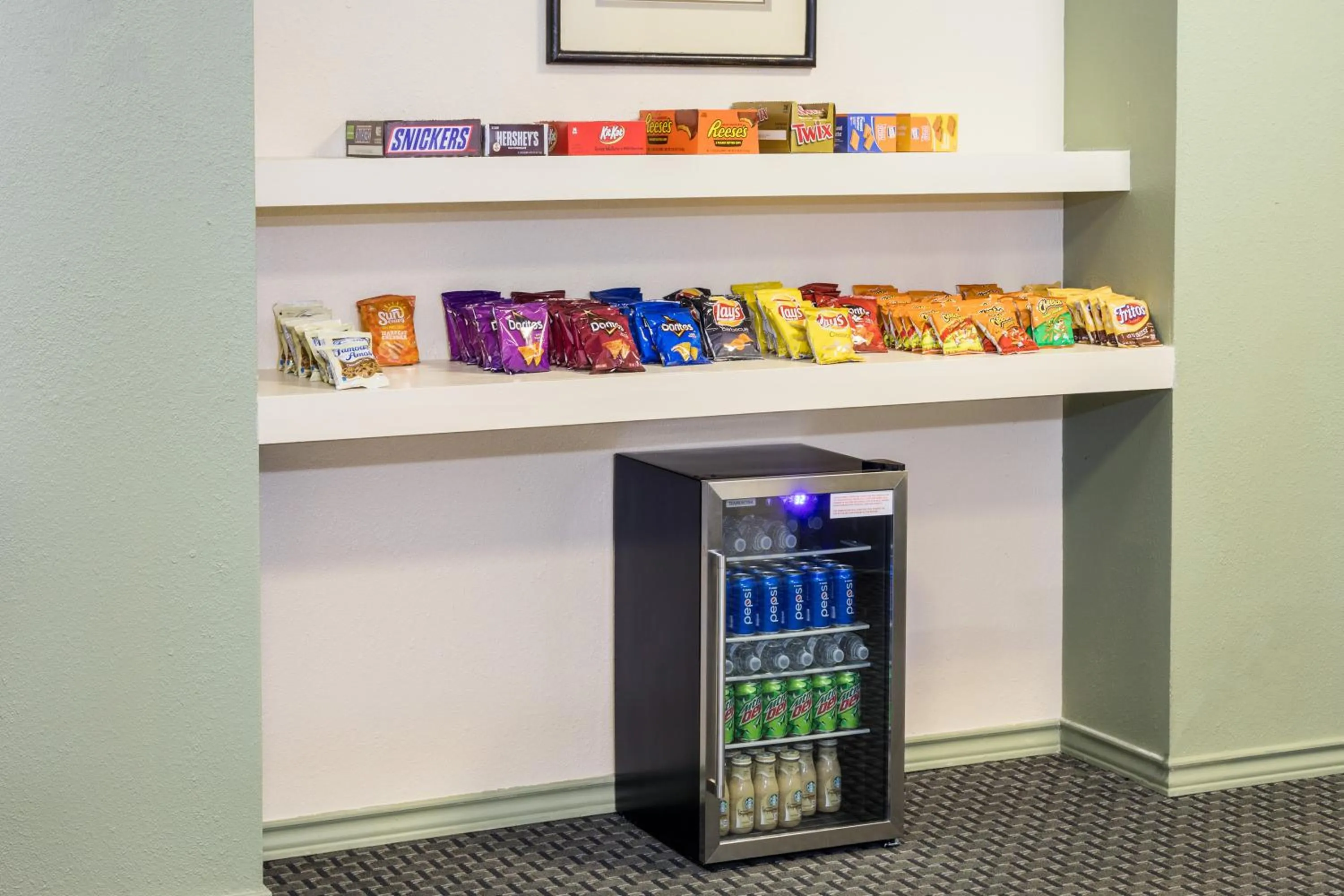 Super 8 by Wyndham Hope