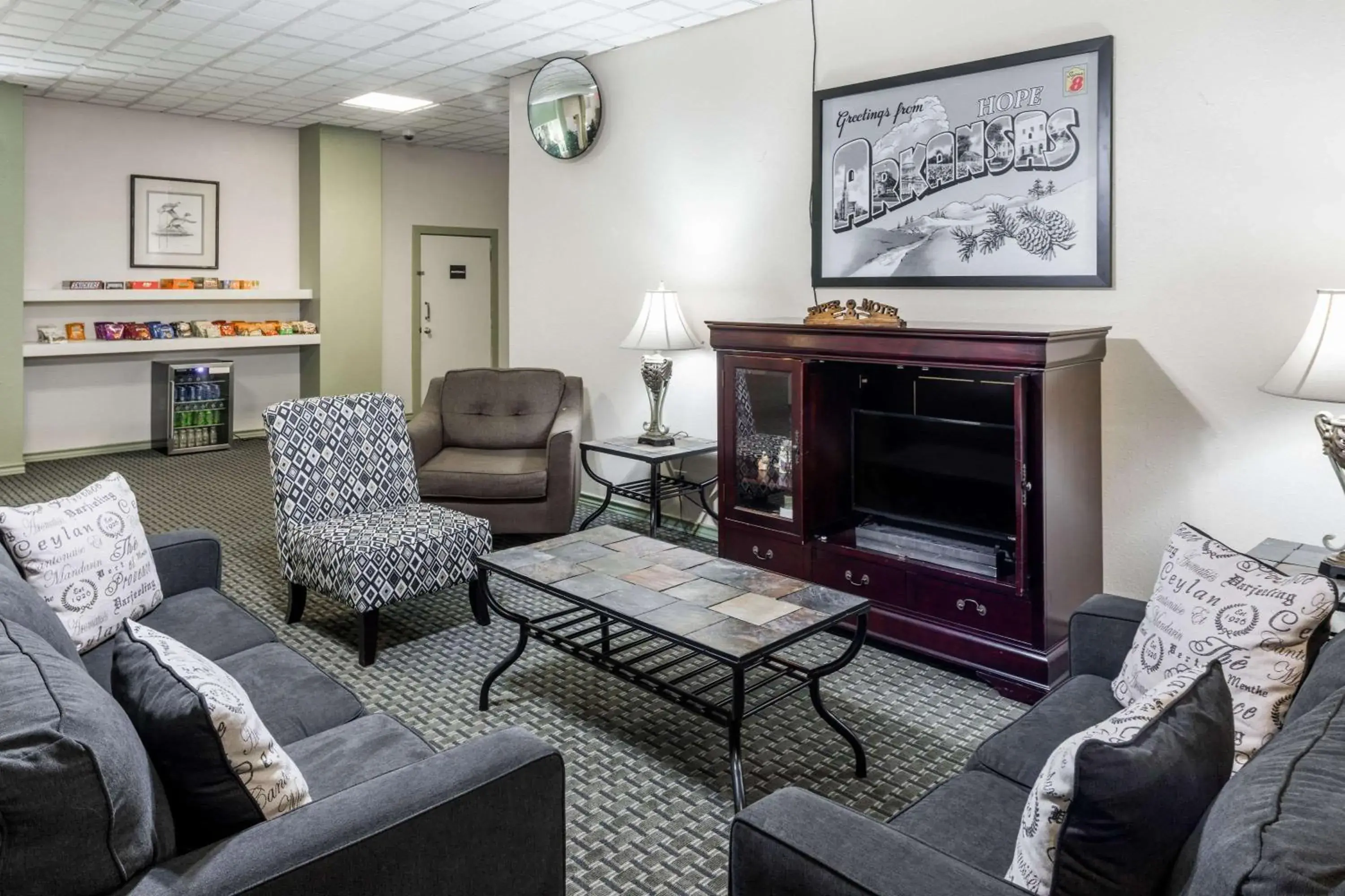 Lobby or reception in Super 8 by Wyndham Hope Lobby or reception in Super 8 by Wyndham Hope