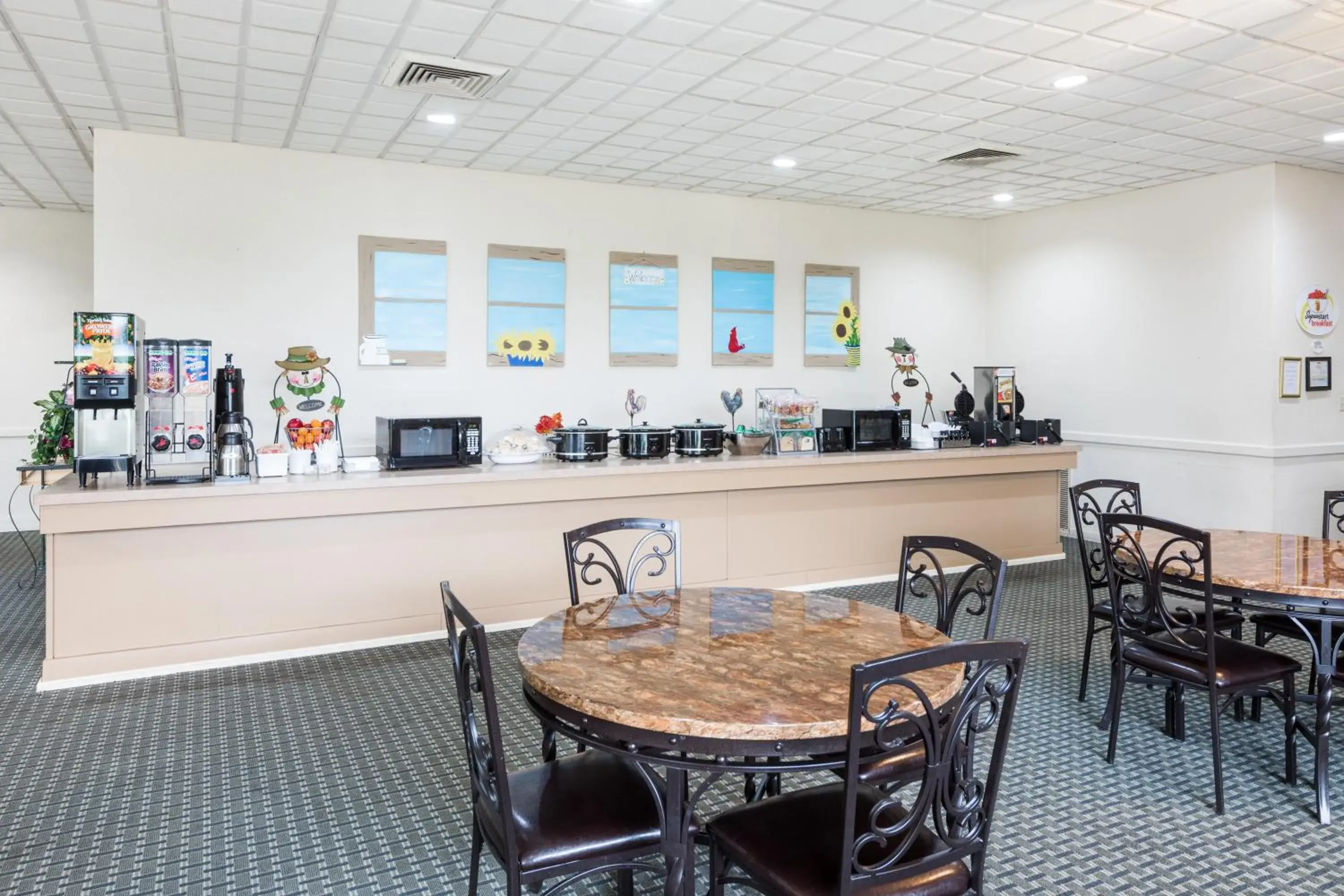 Breakfast in Super 8 by Wyndham Hope Breakfast in Super 8 by Wyndham Hope