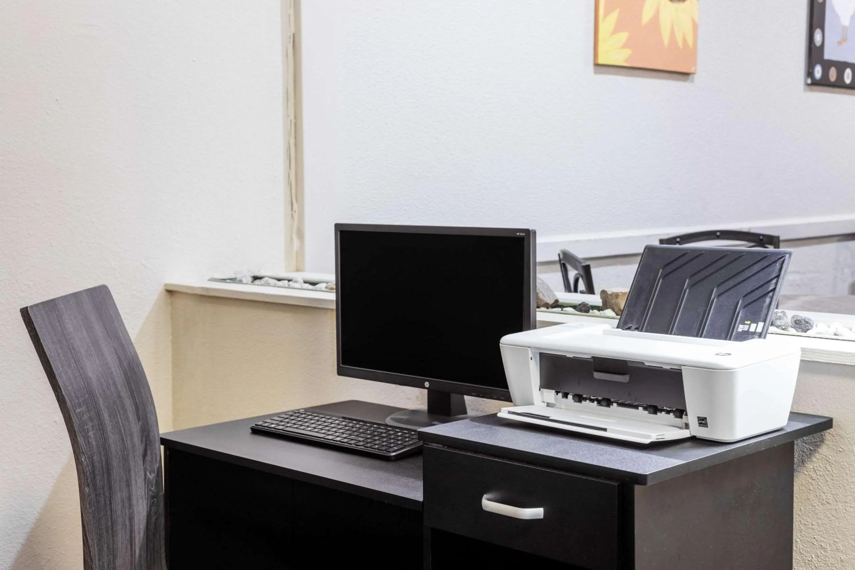 On site in Super 8 by Wyndham Hope