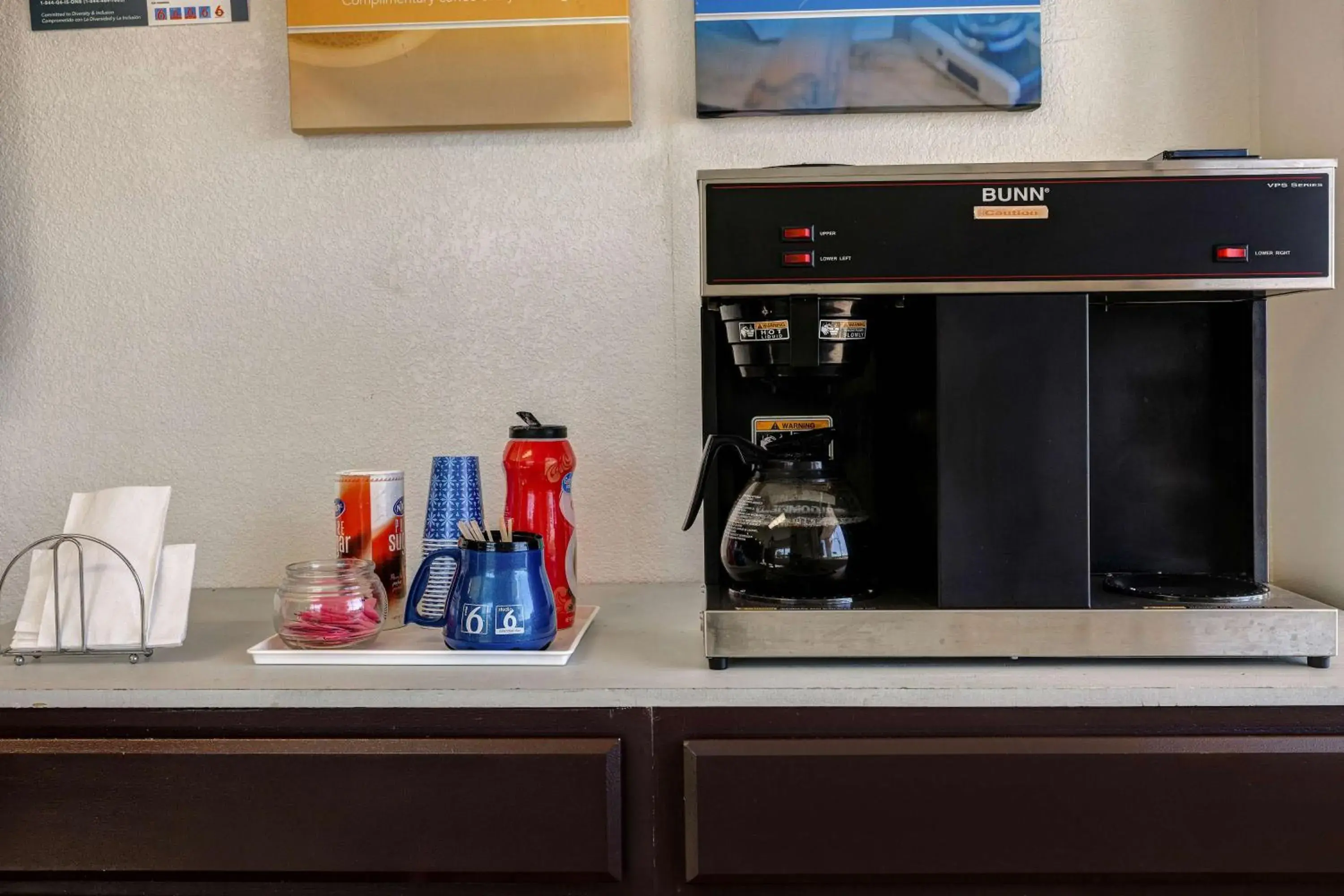 Restaurant/places to eat in Motel 6-Rolla, MO Restaurant/places to eat in Motel 6-Rolla, MO