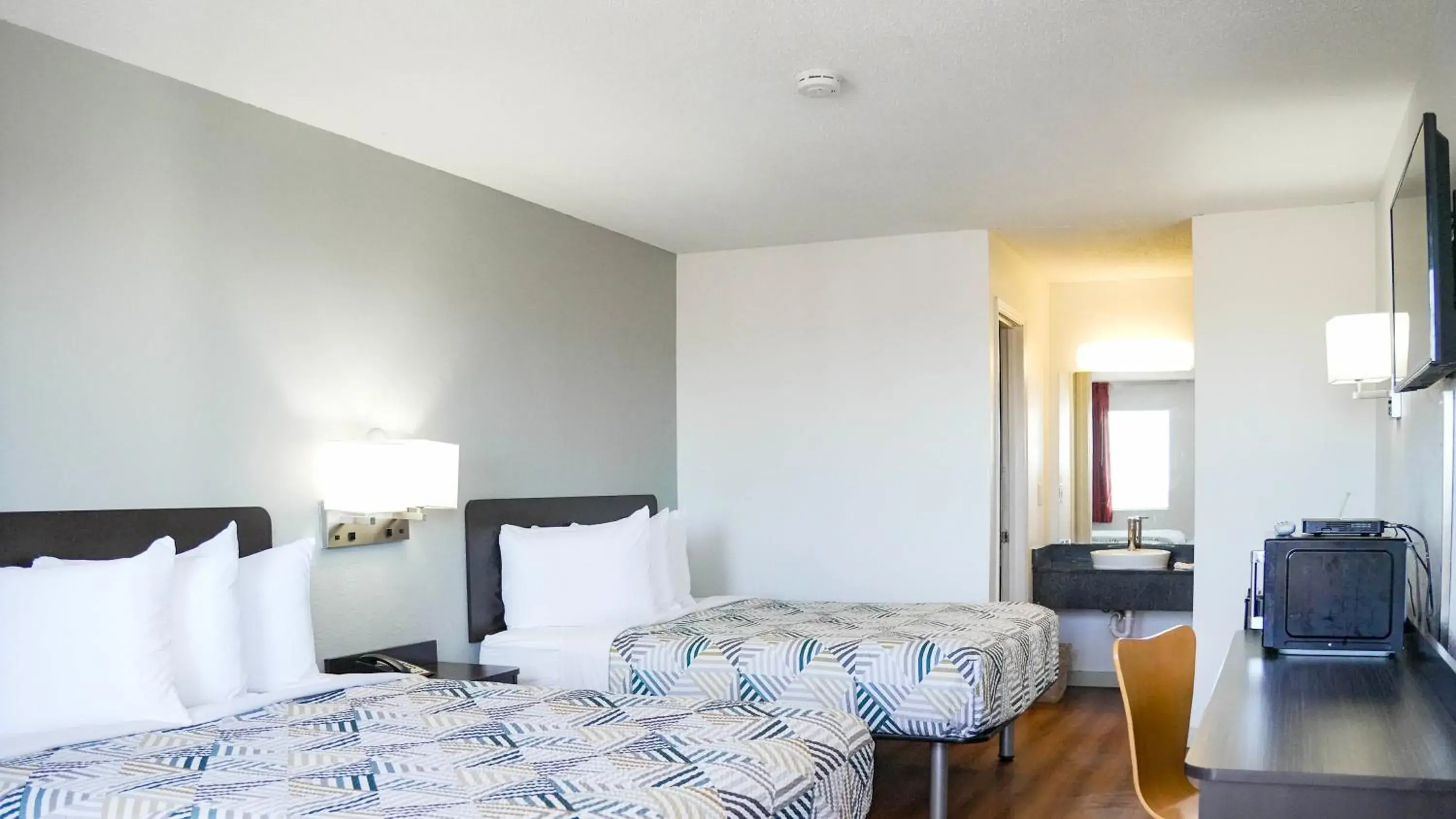 Bedroom, Bed in Motel 6-Rolla, MO Bedroom, Bed in Motel 6-Rolla, MO