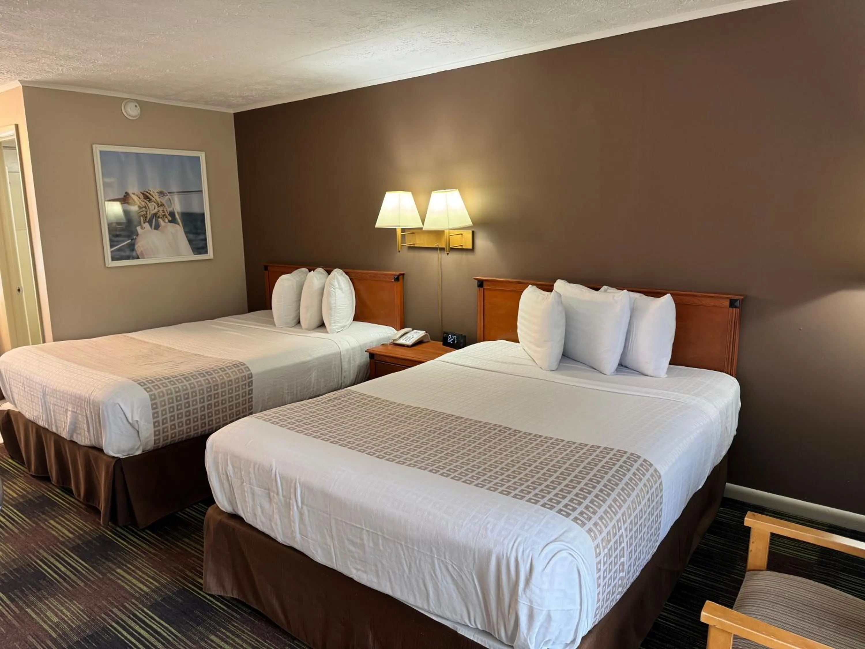 Bed in South Shore Inn