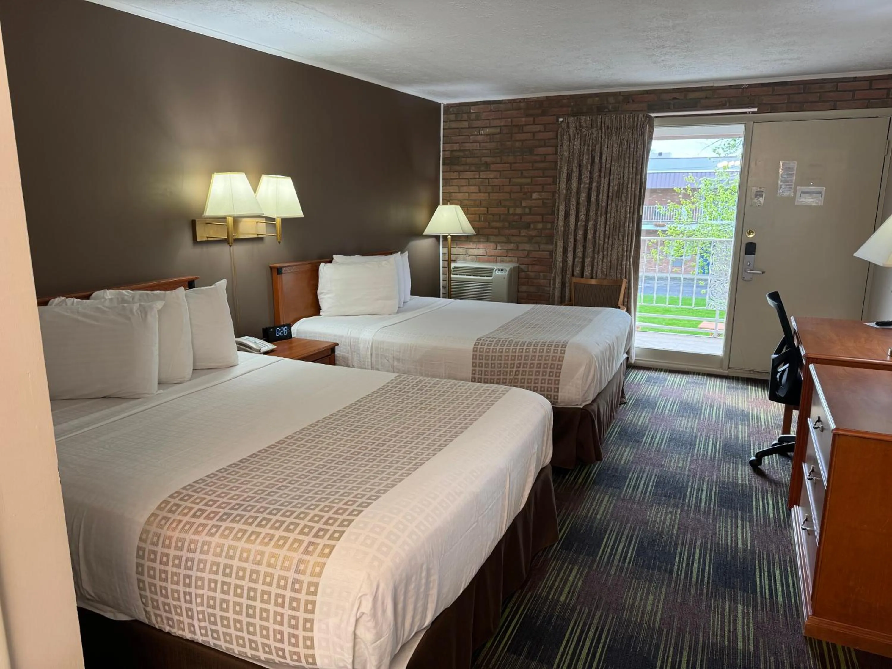 Bed in South Shore Inn