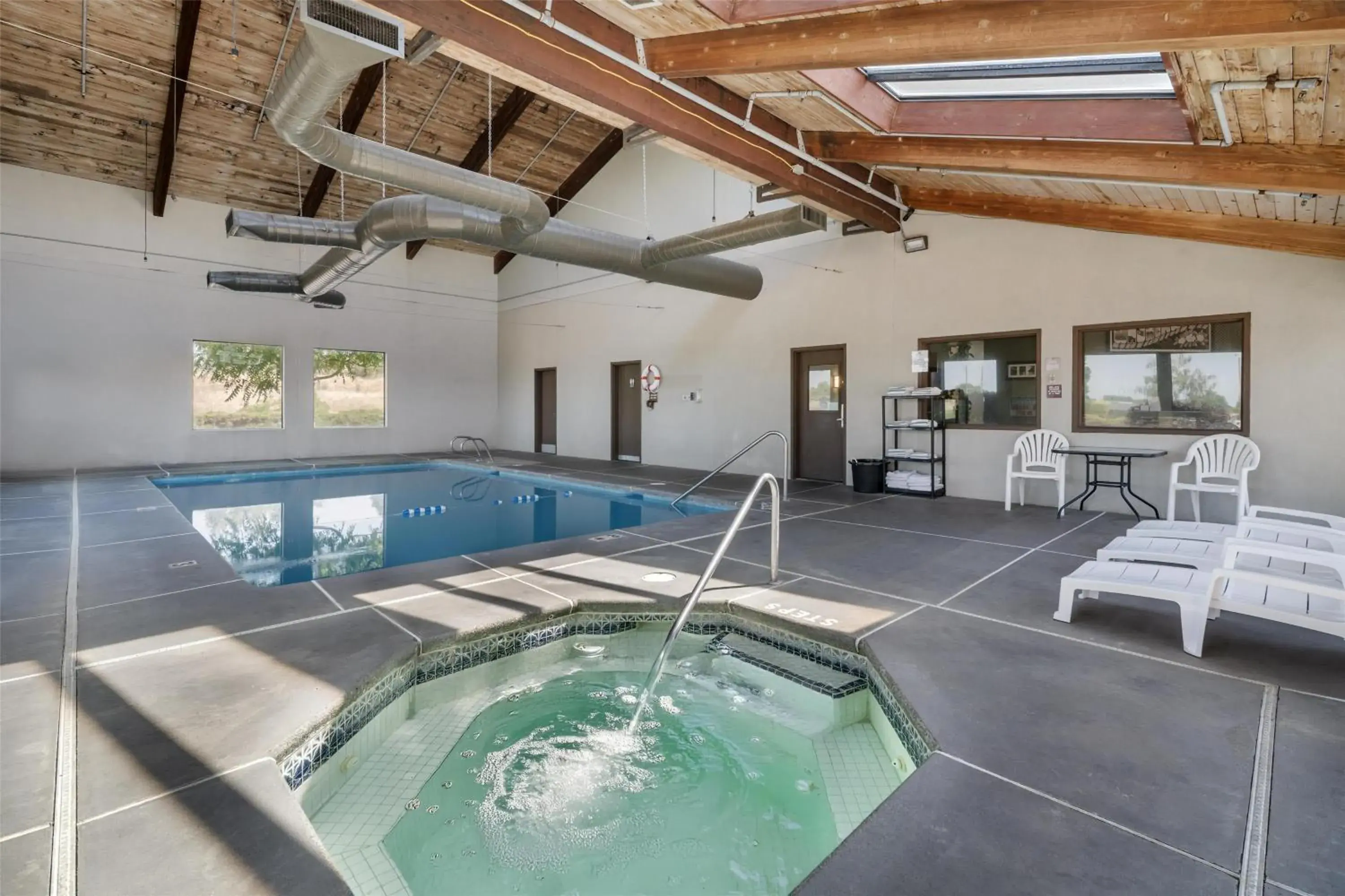 Pool view in SureStay by Best Western Walla Walla Pool view in SureStay by Best Western Walla Walla