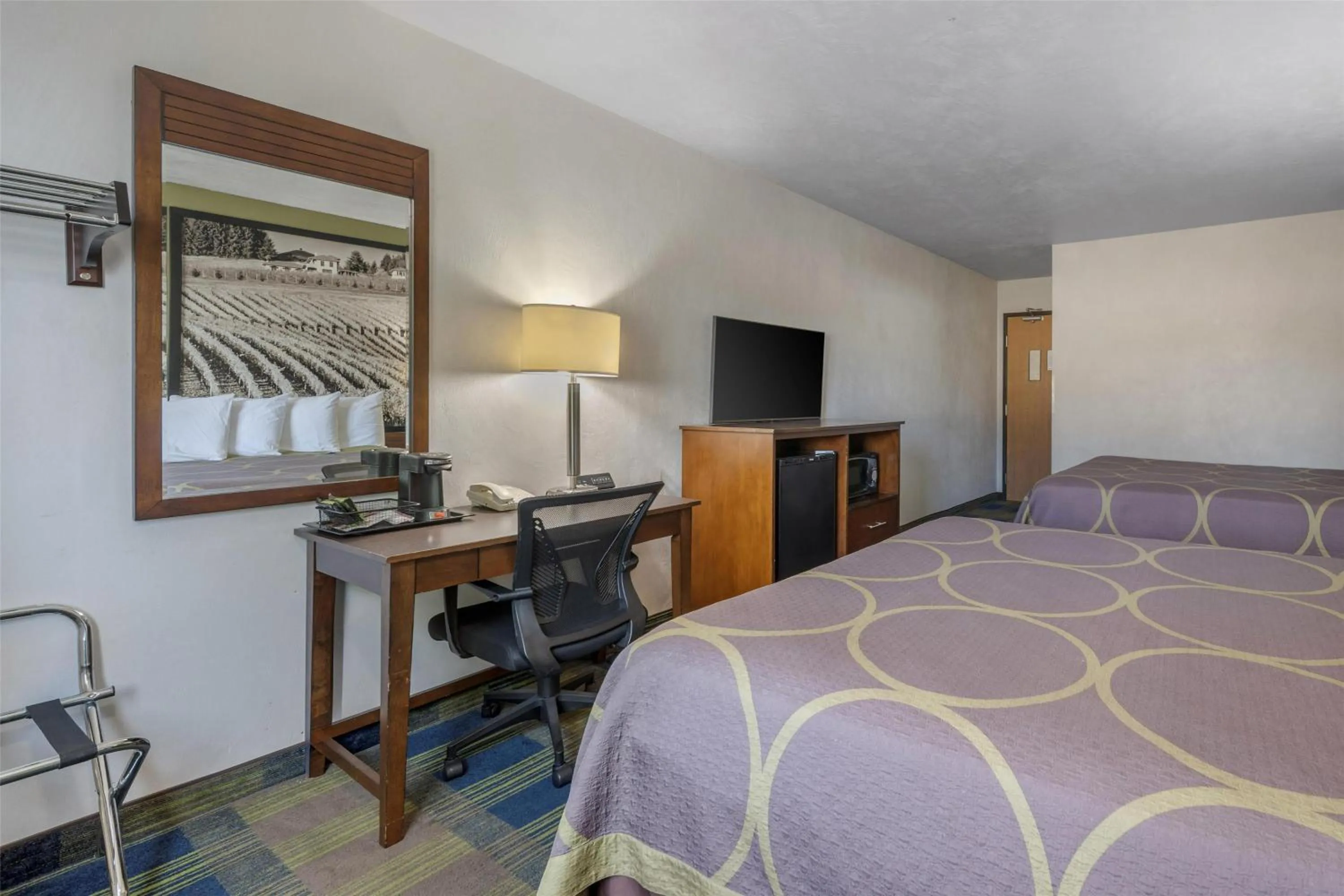 Bedroom, Bed in SureStay by Best Western Walla Walla