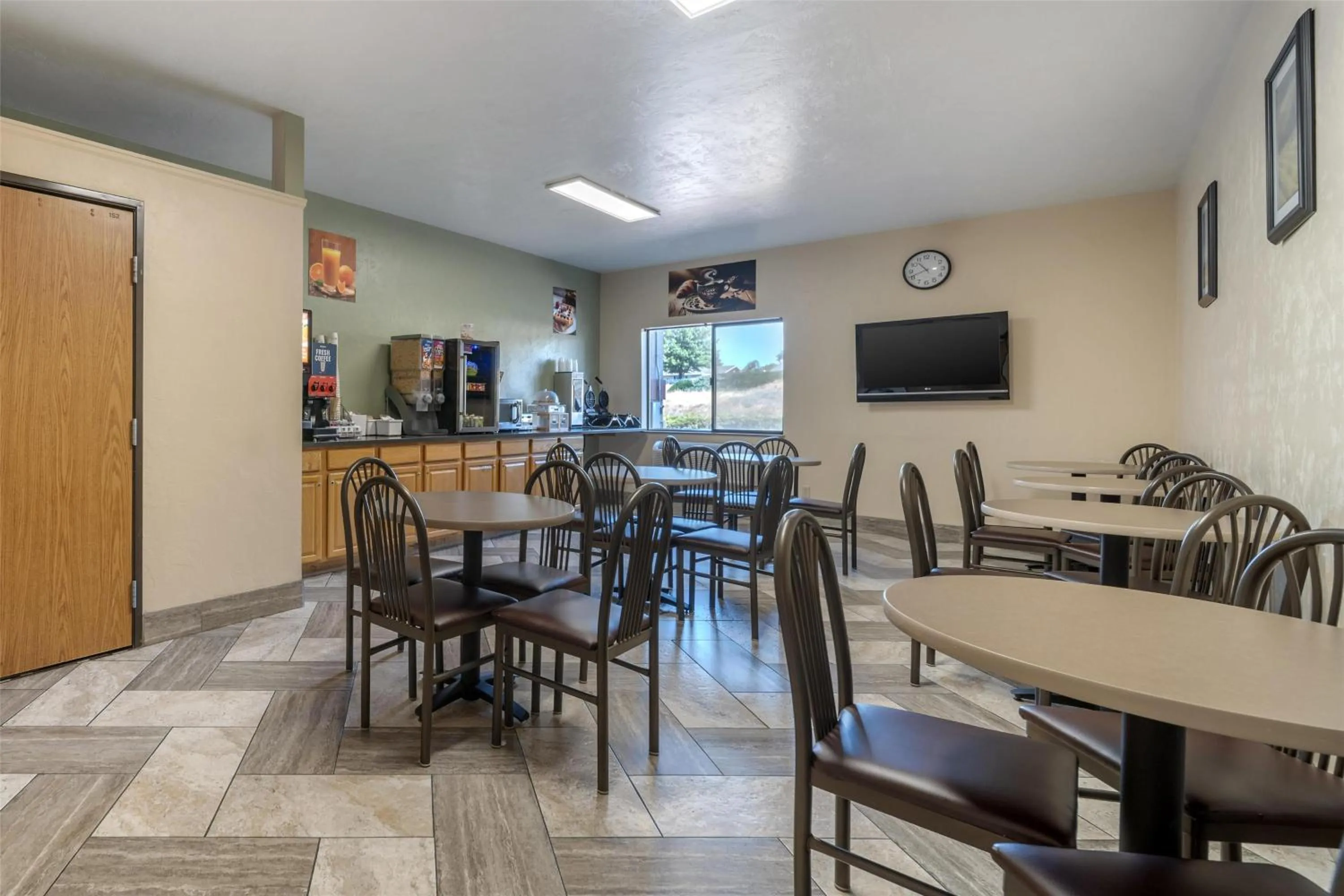 Breakfast in SureStay by Best Western Walla Walla