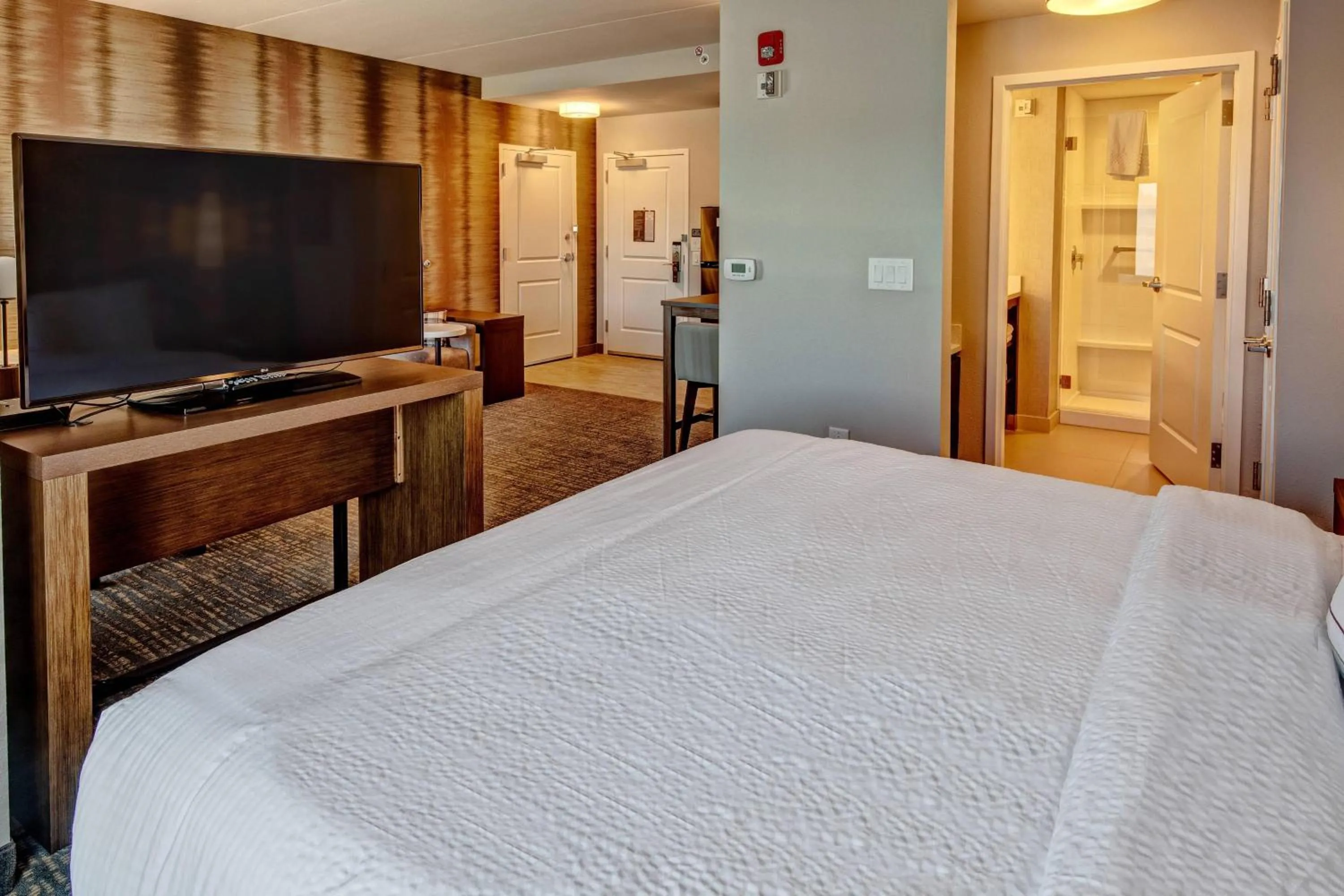 Photo of the whole room, Bed in Residence Inn by Marriott Nashville at Opryland