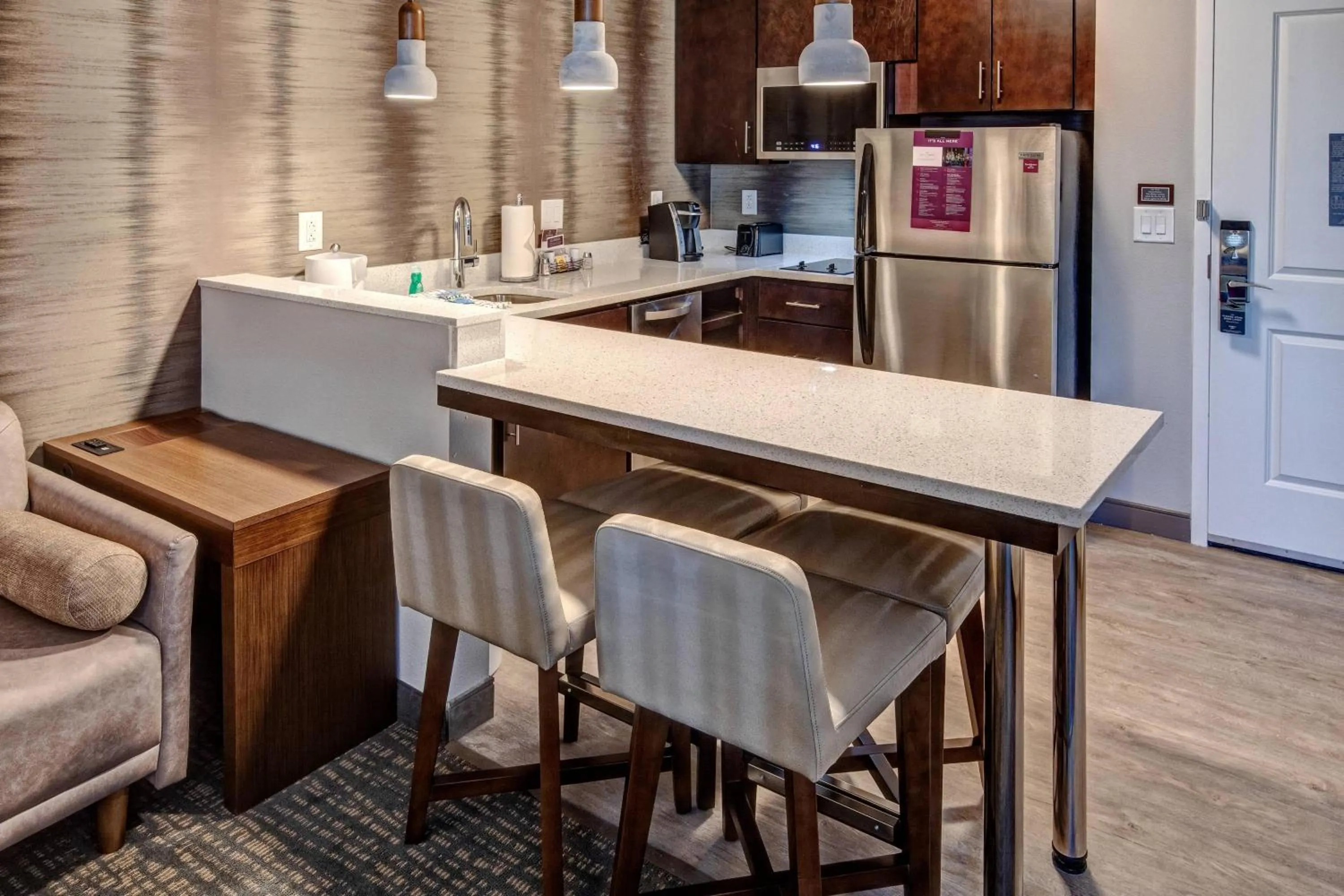 Kitchen or kitchenette in Residence Inn by Marriott Nashville at Opryland