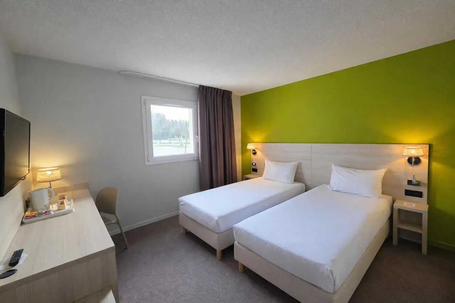 Twin Room in The Originals City, Hôtel Les Bruyères, Dax Nord Twin Room in The Originals City, Hôtel Les Bruyères, Dax Nord