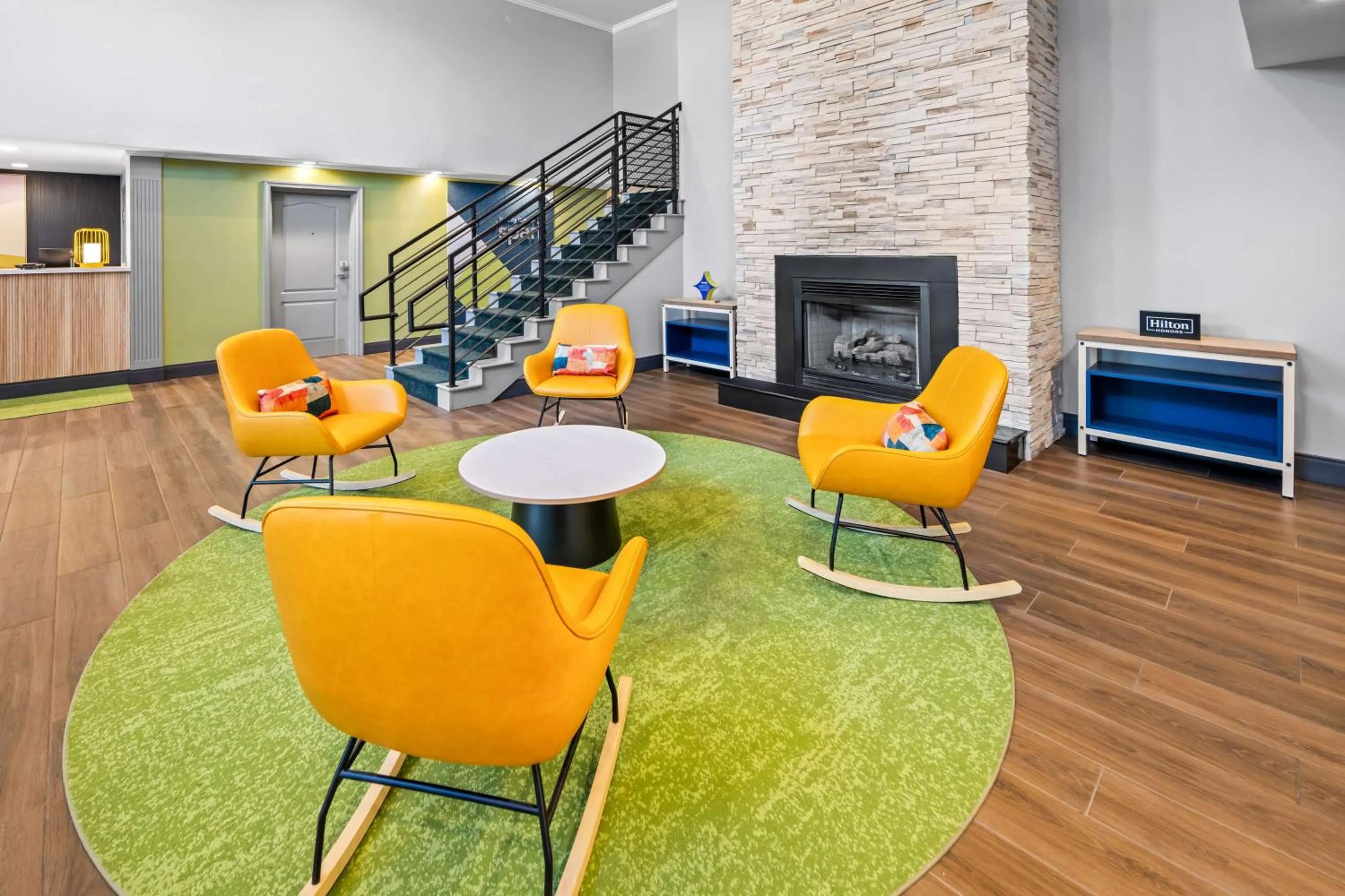 Lobby or reception in Spark By Hilton Woodbridge