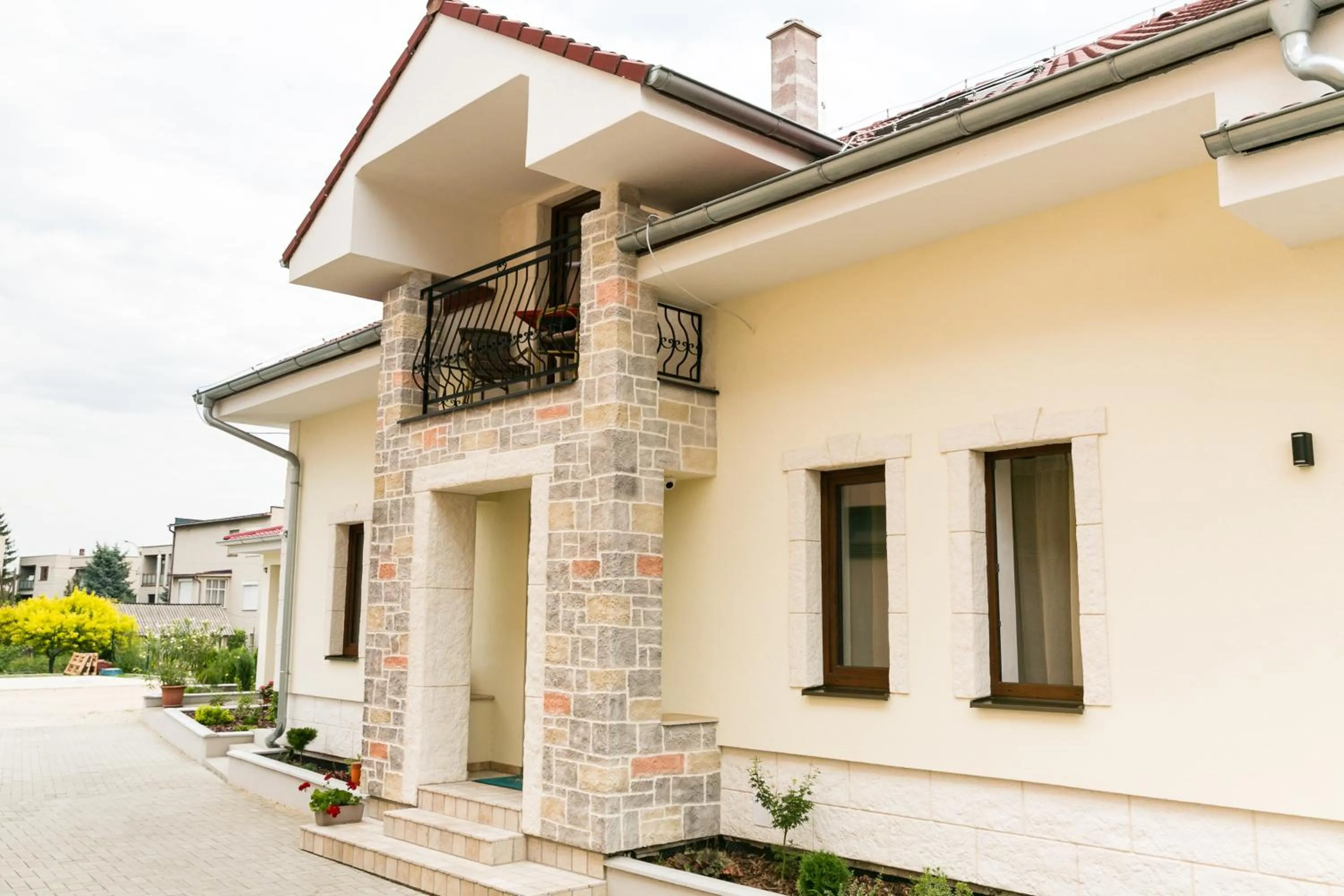 Facade/entrance in SoleGutta