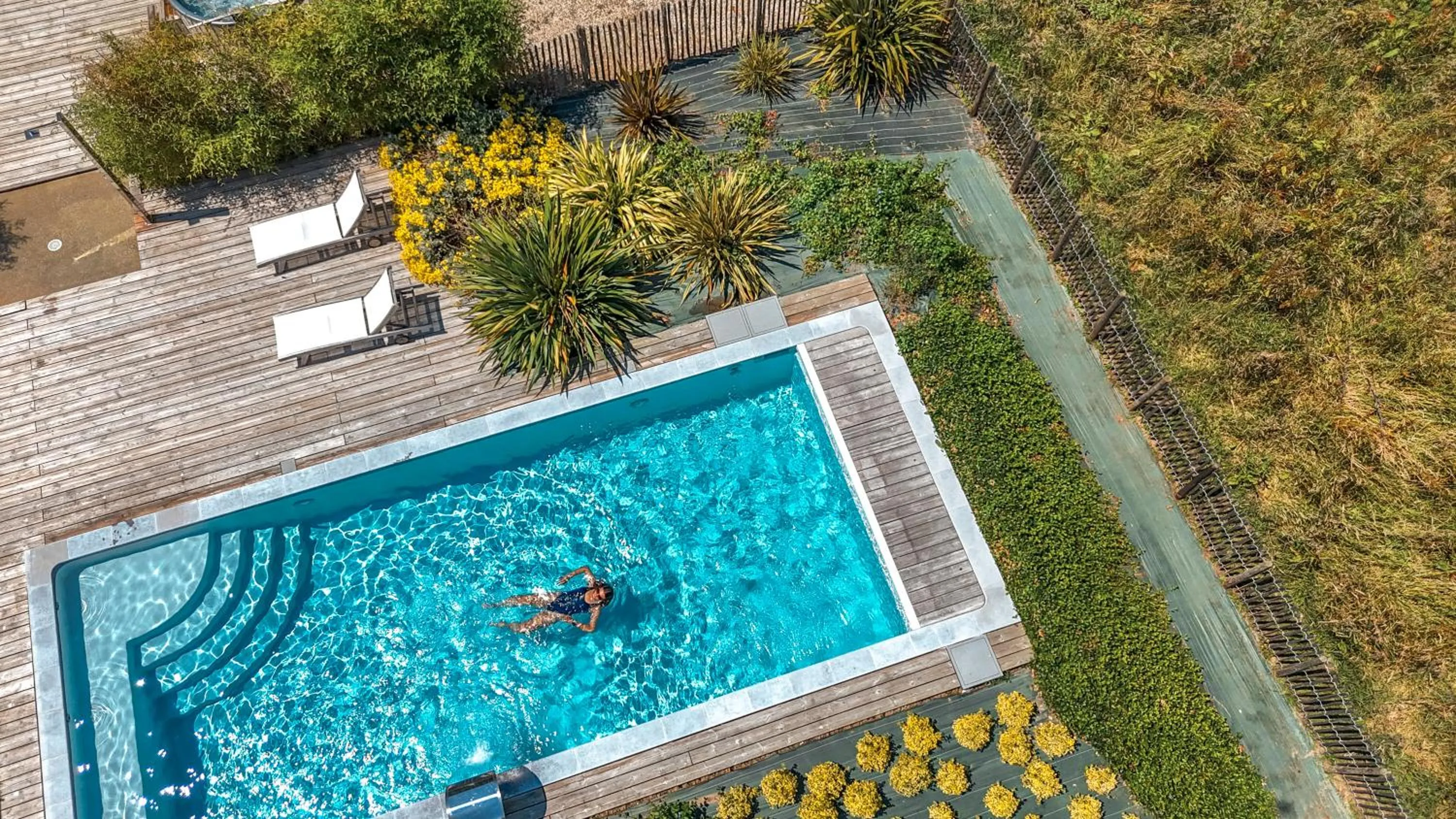 Swimming pool in Château Saint Gilles - Bayeux