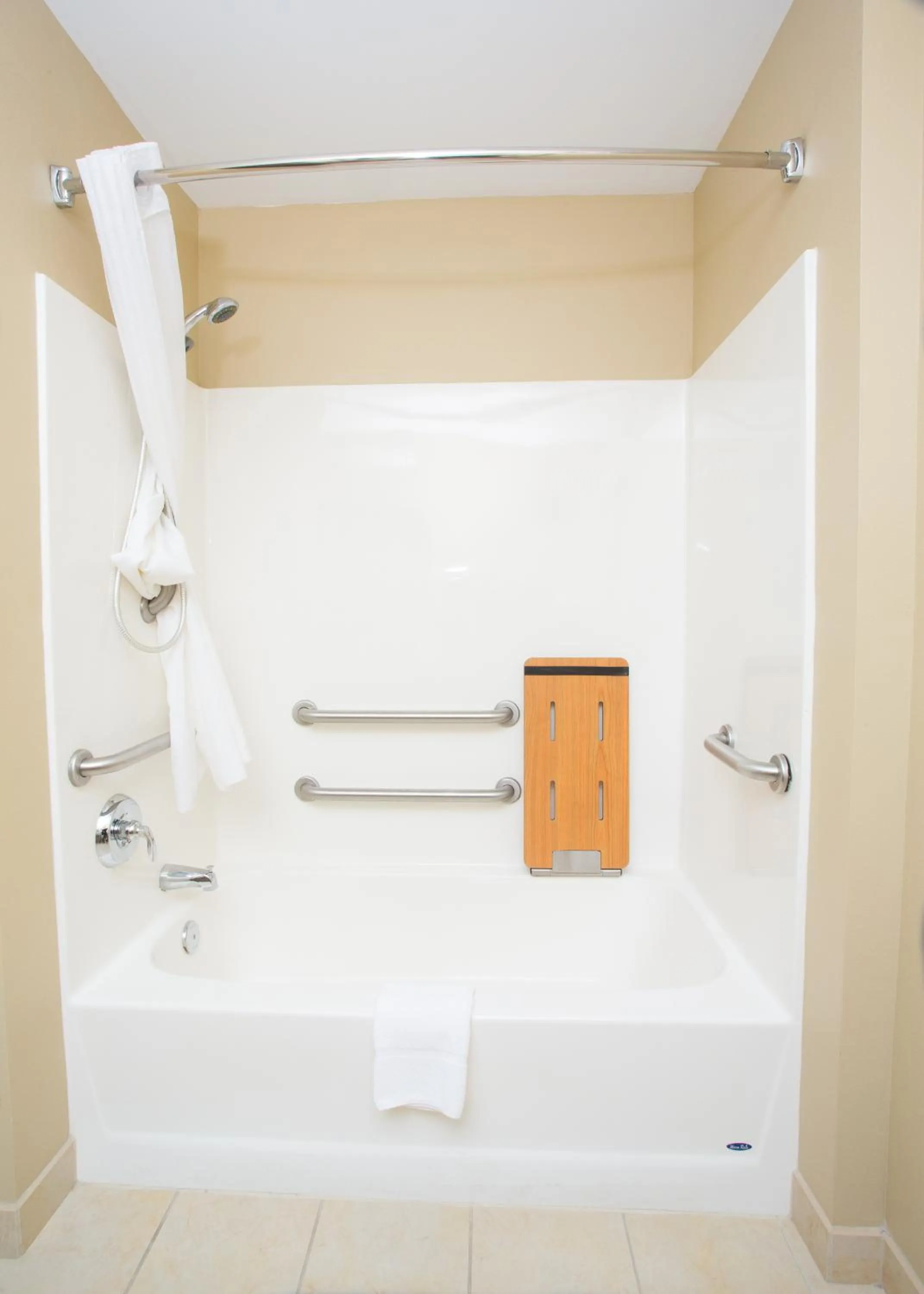 Country Inn & Suites by Radisson, Grand Forks, ND