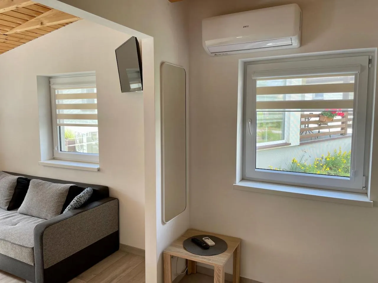 air conditioner in Domki u Grażyny Mikołajki