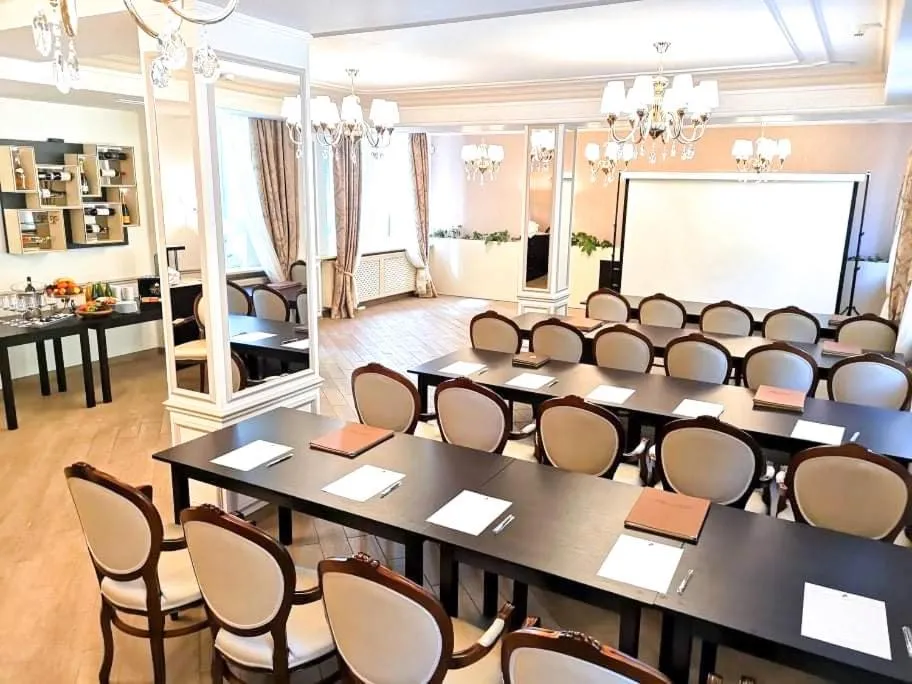 Honour and Grace Hotel