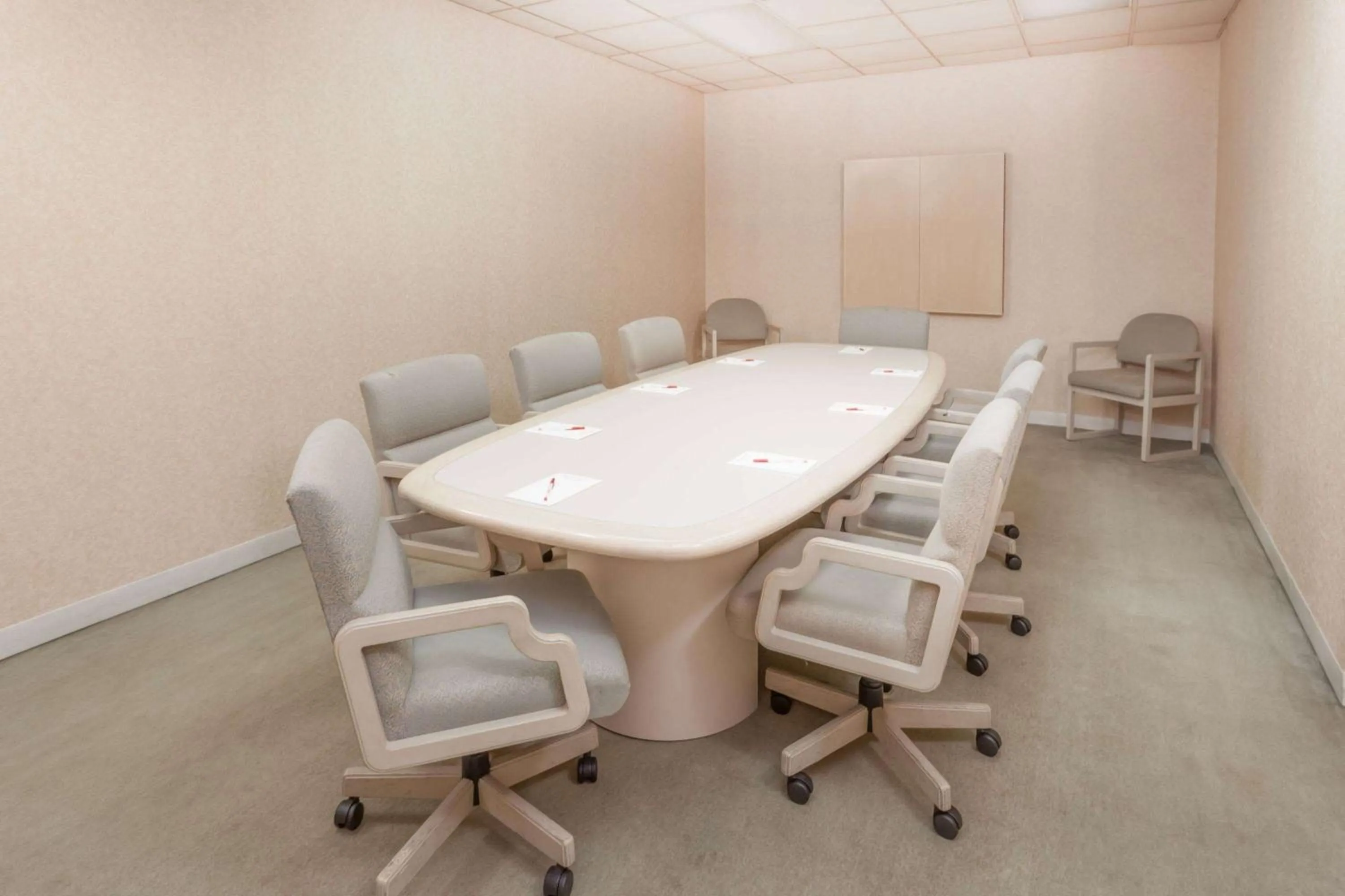 Meeting/conference room in Ramada by Wyndham Hammond Hotel & Conference Center