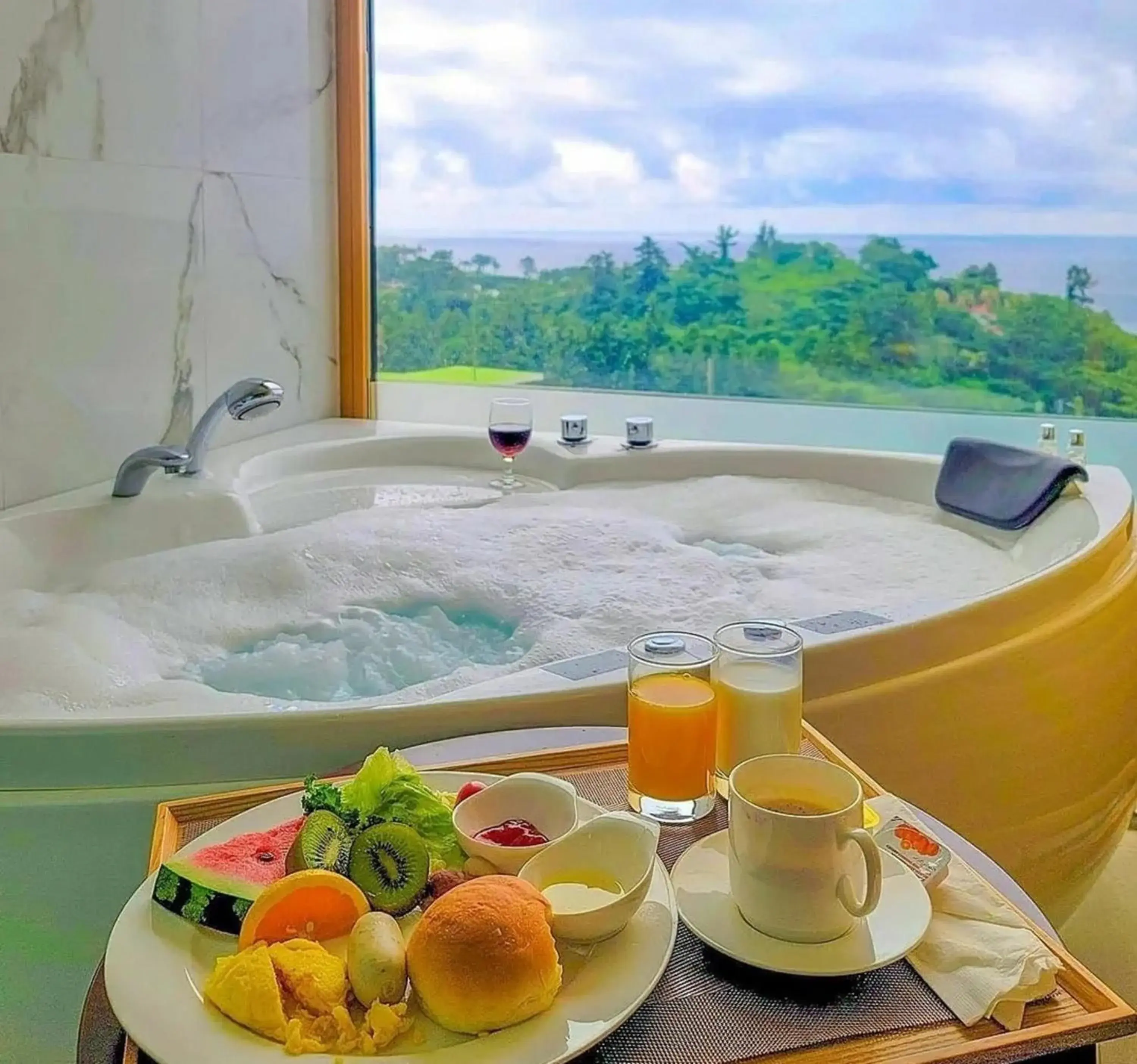 Spa and wellness centre/facilities in GoldOne Hotel & Suites Spa and wellness centre/facilities in GoldOne Hotel & Suites