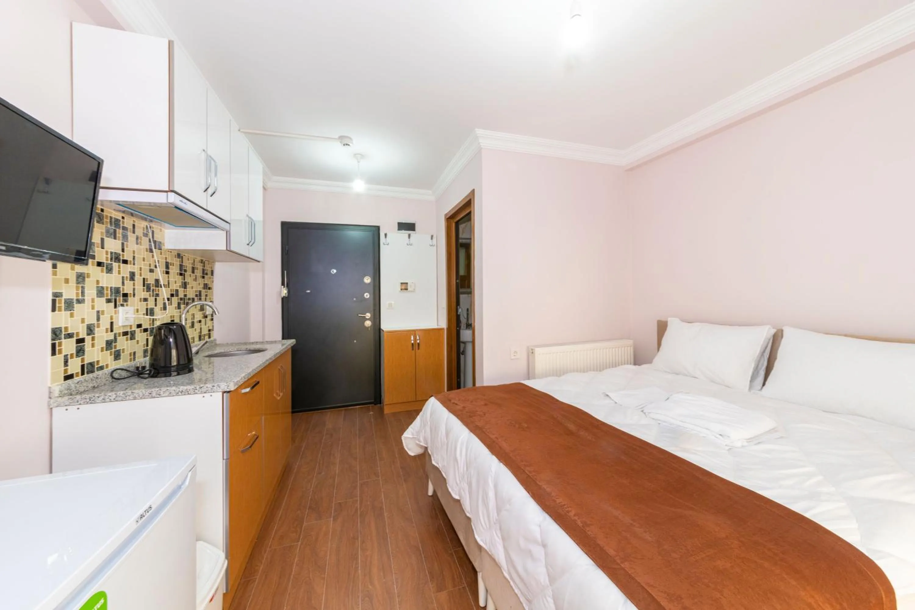 Photo of the whole room, Bed in Tavra hotel