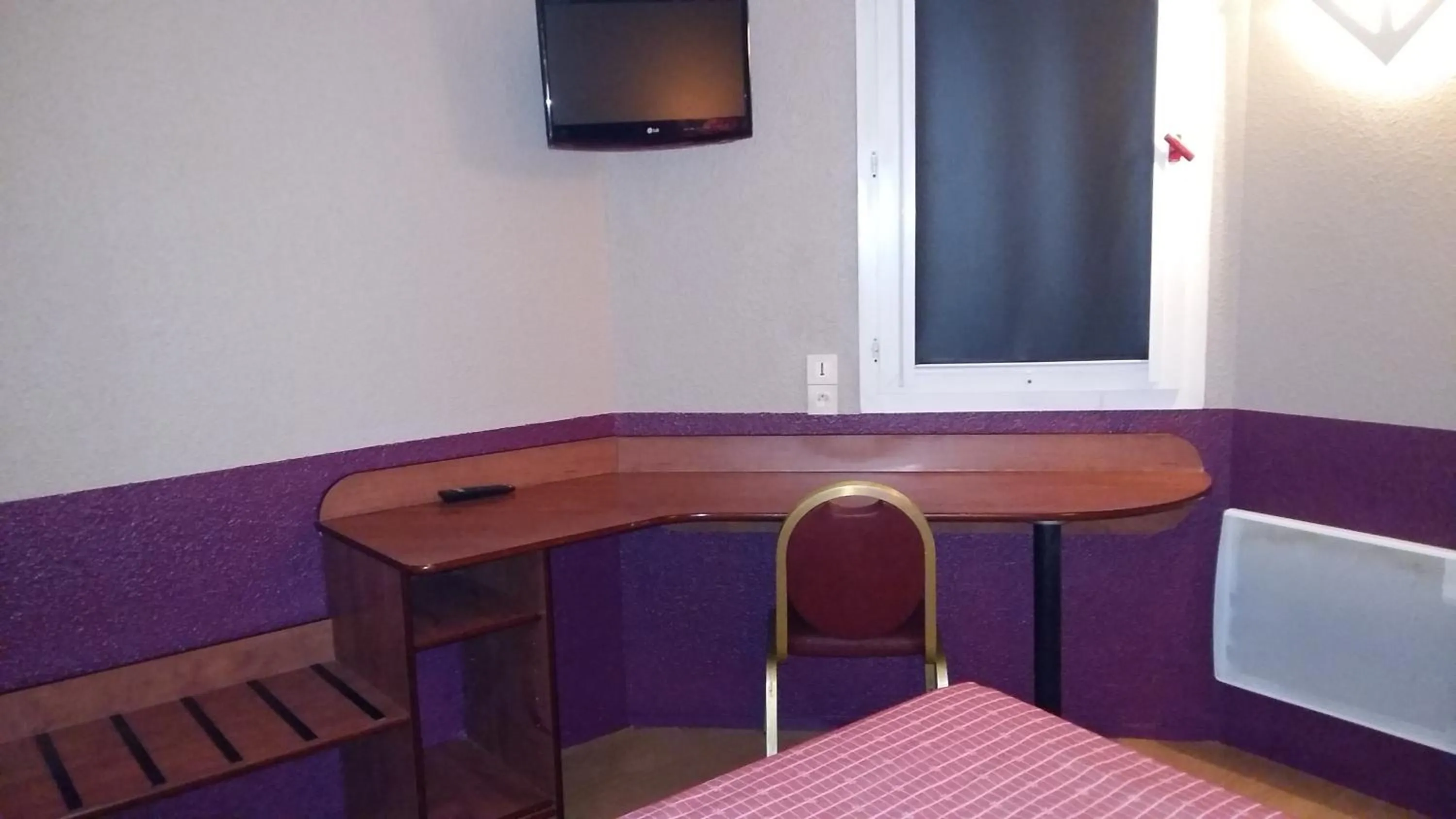 Photo of the whole room in Bonsaï Hotel d'Orleans