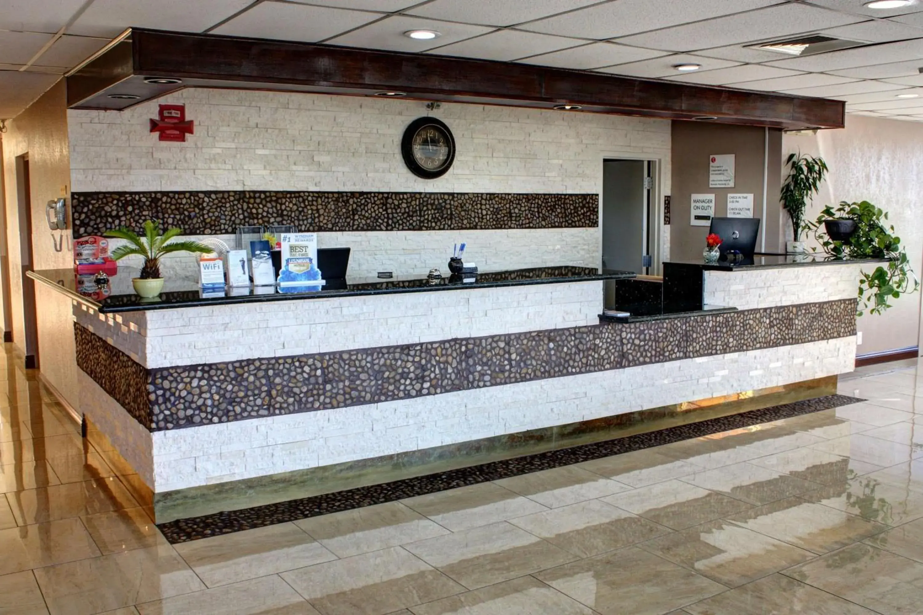 Lobby or reception in Ramada by Wyndham Grand Junction Lobby or reception in Ramada by Wyndham Grand Junction
