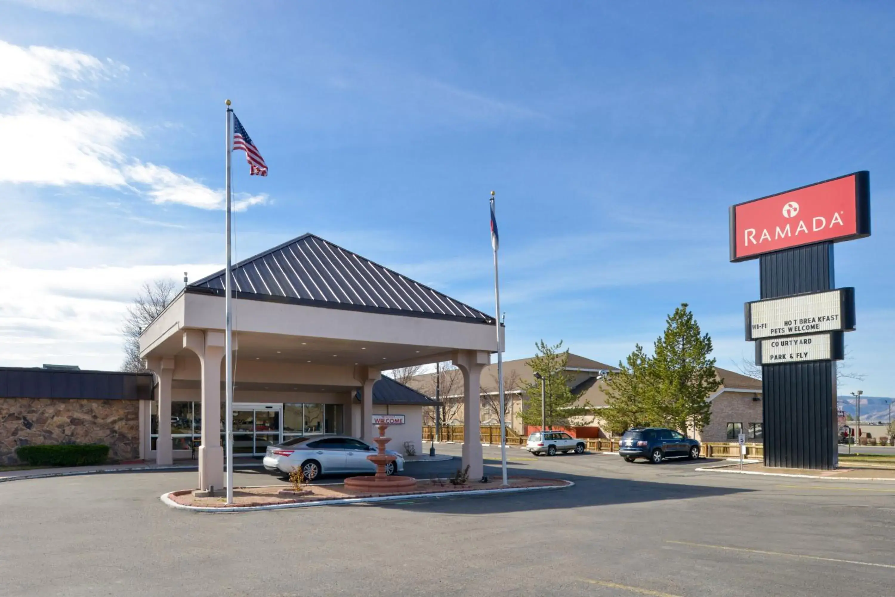 Property building in Ramada by Wyndham Grand Junction Property building in Ramada by Wyndham Grand Junction