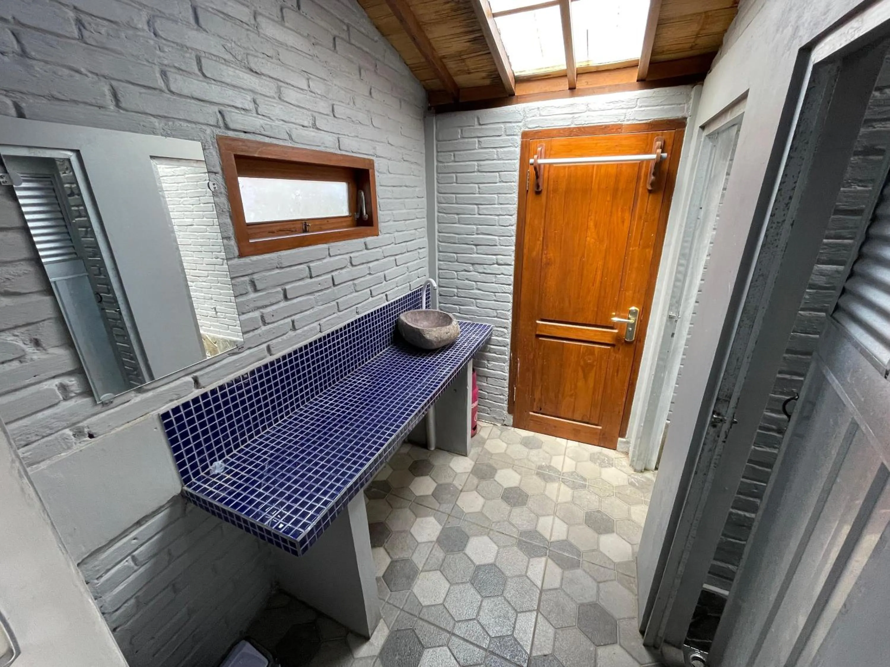 Saka Homestay Boutique & Cafe