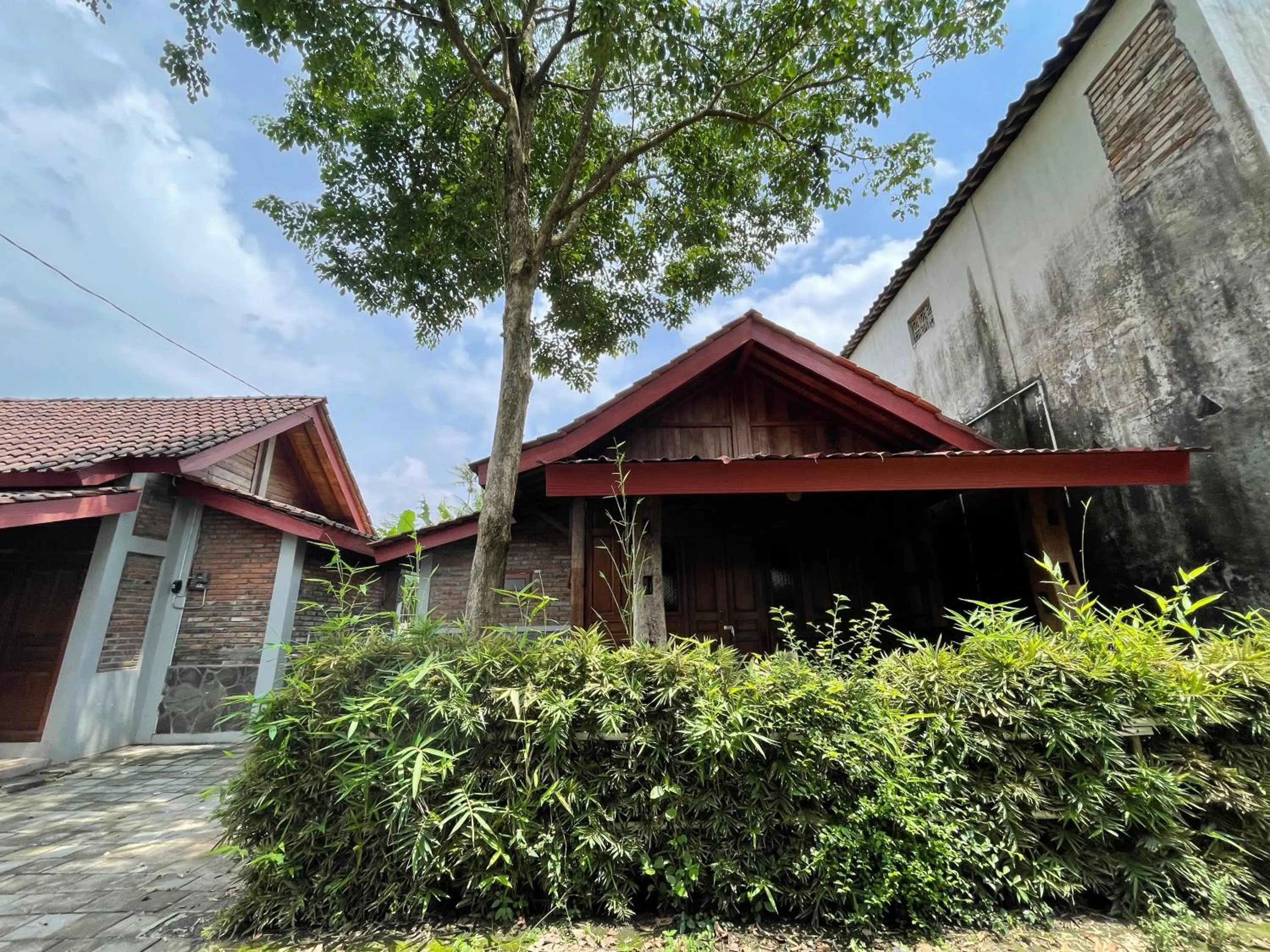 Saka Homestay Boutique & Cafe