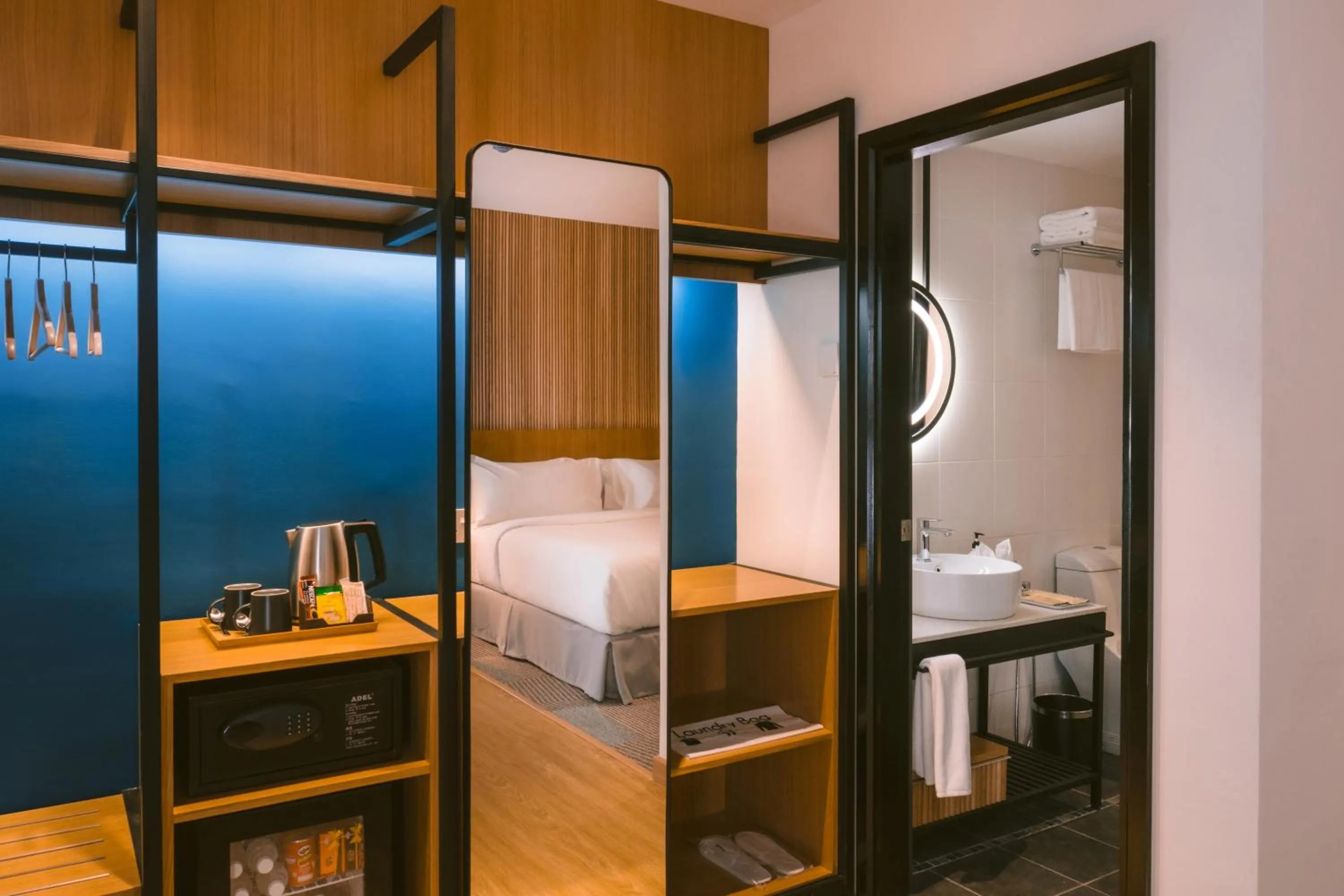 Coffee/tea facilities, Bed in Indie Hotel Kuala Lumpur