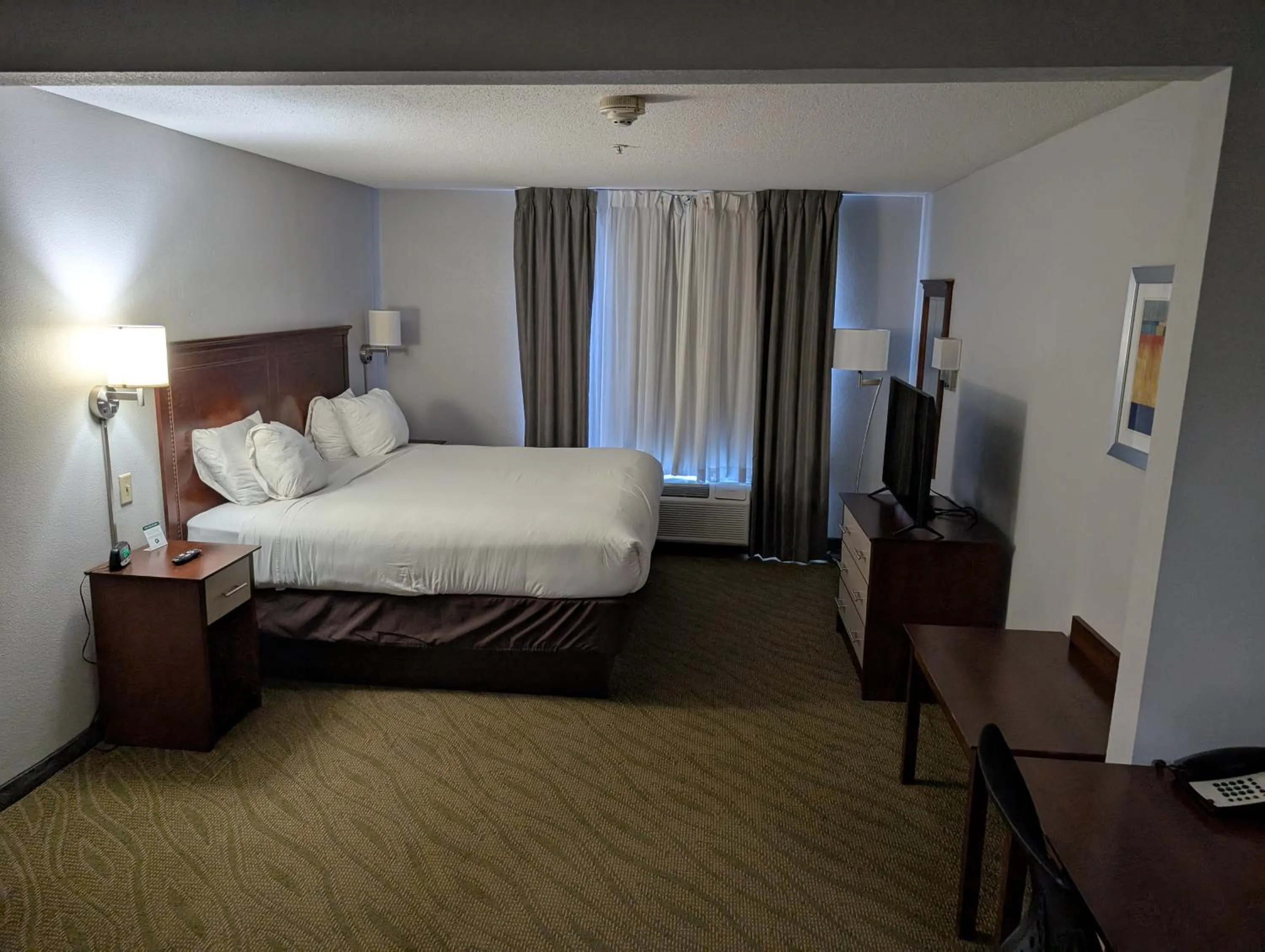 Bed in Wingate by Wyndham Chesapeake