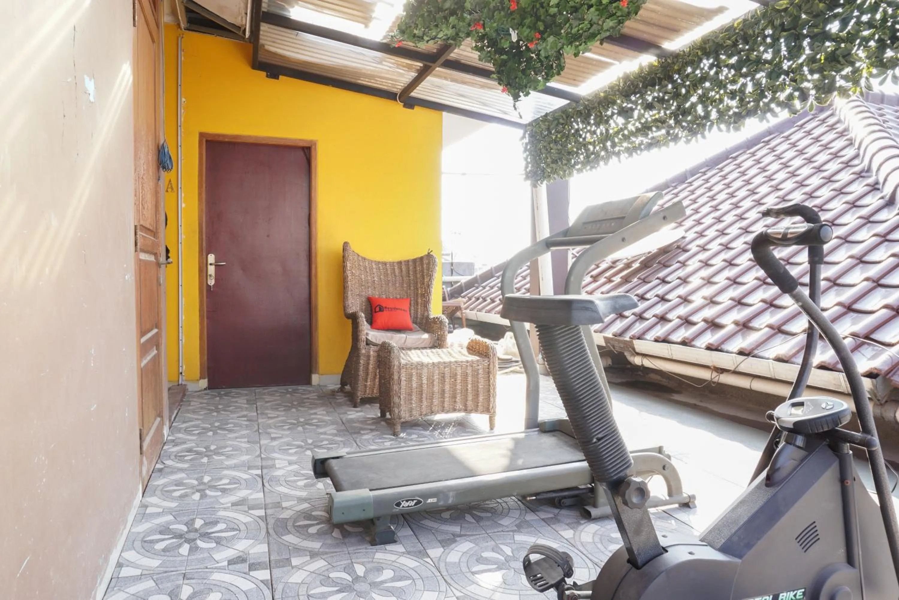 RedDoorz near Kemang Square