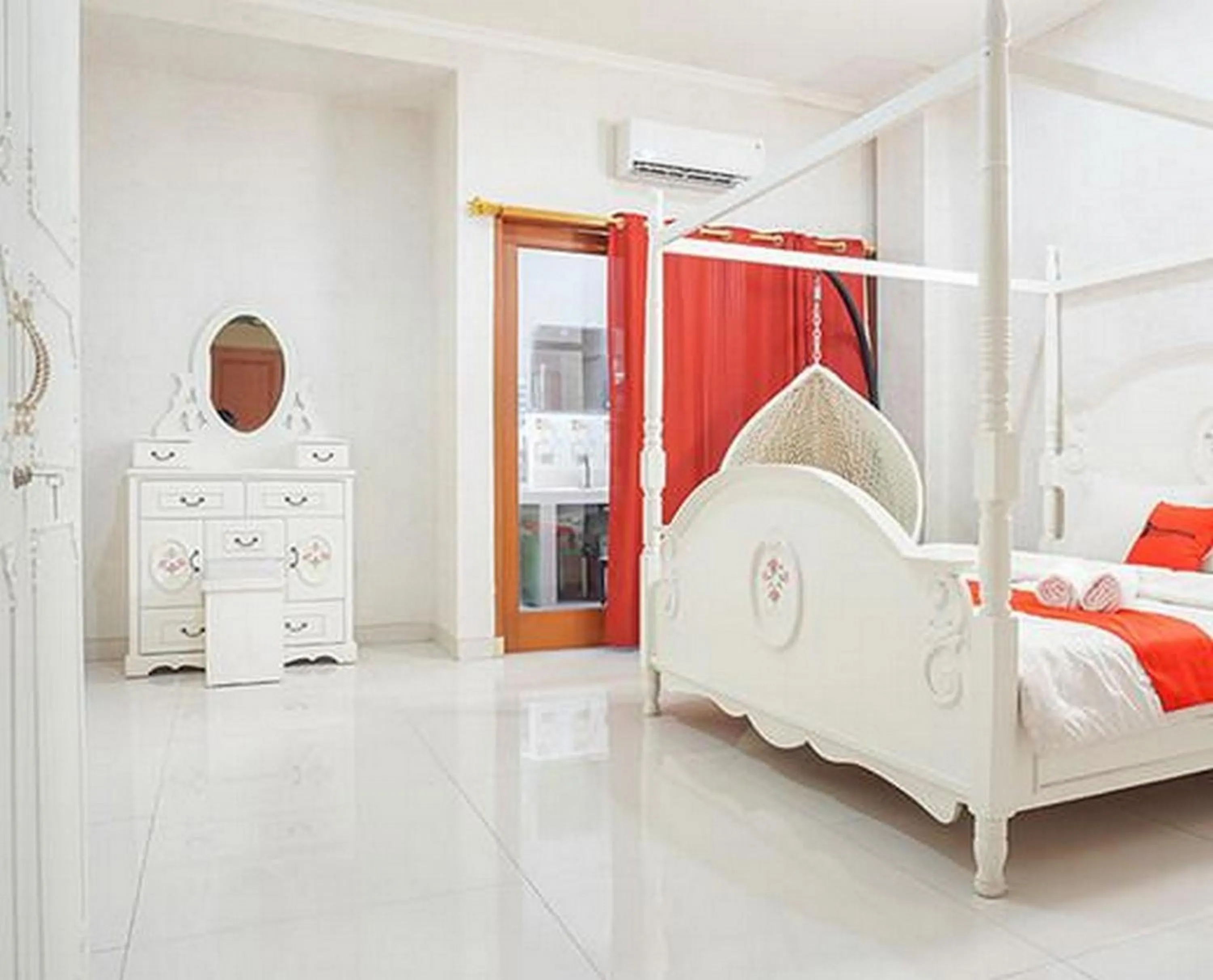 Bedroom, Bed in RedDoorz near Kemang Square