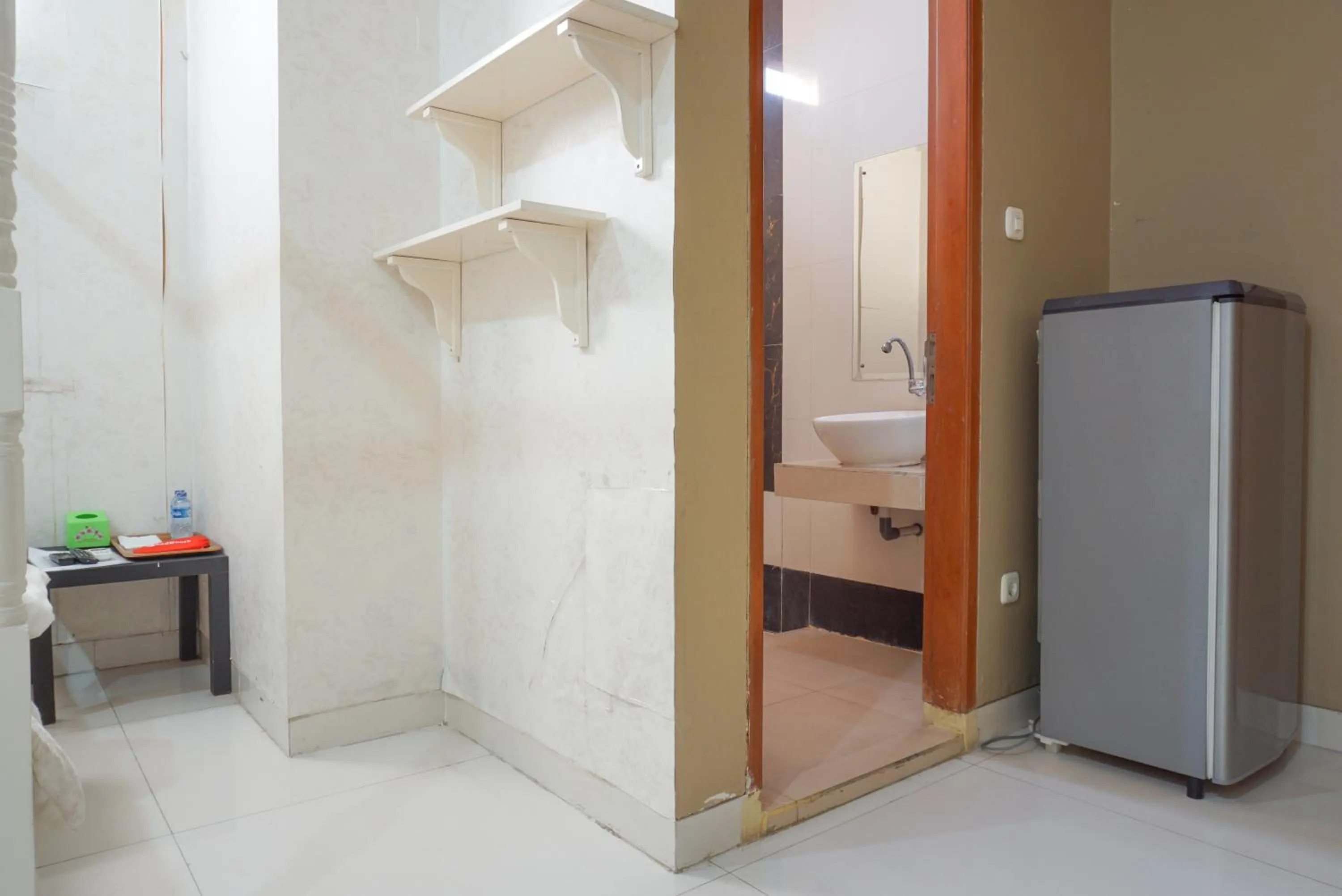 RedDoorz near Kemang Square