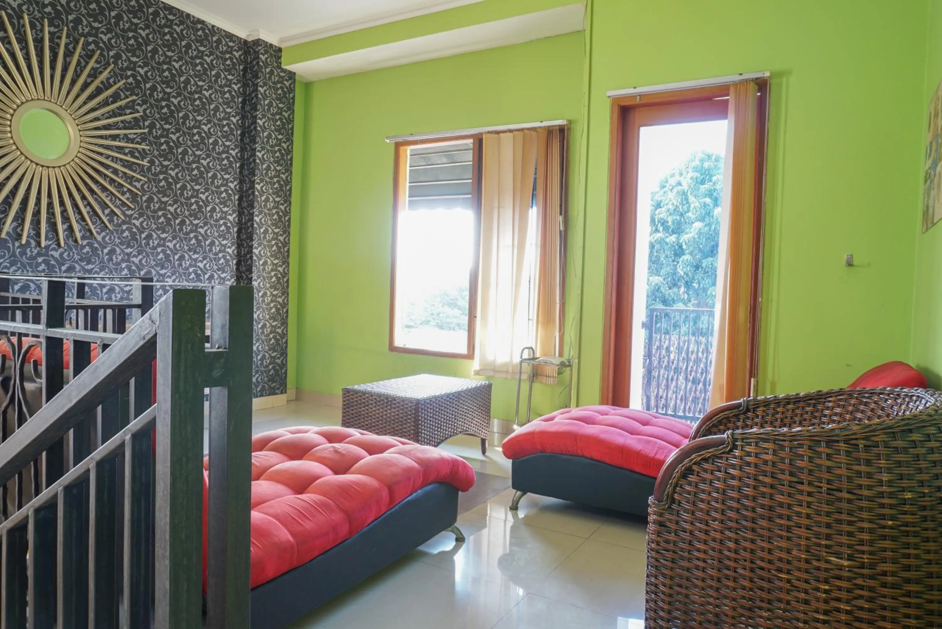 Living room, Bed in RedDoorz near Kemang Square