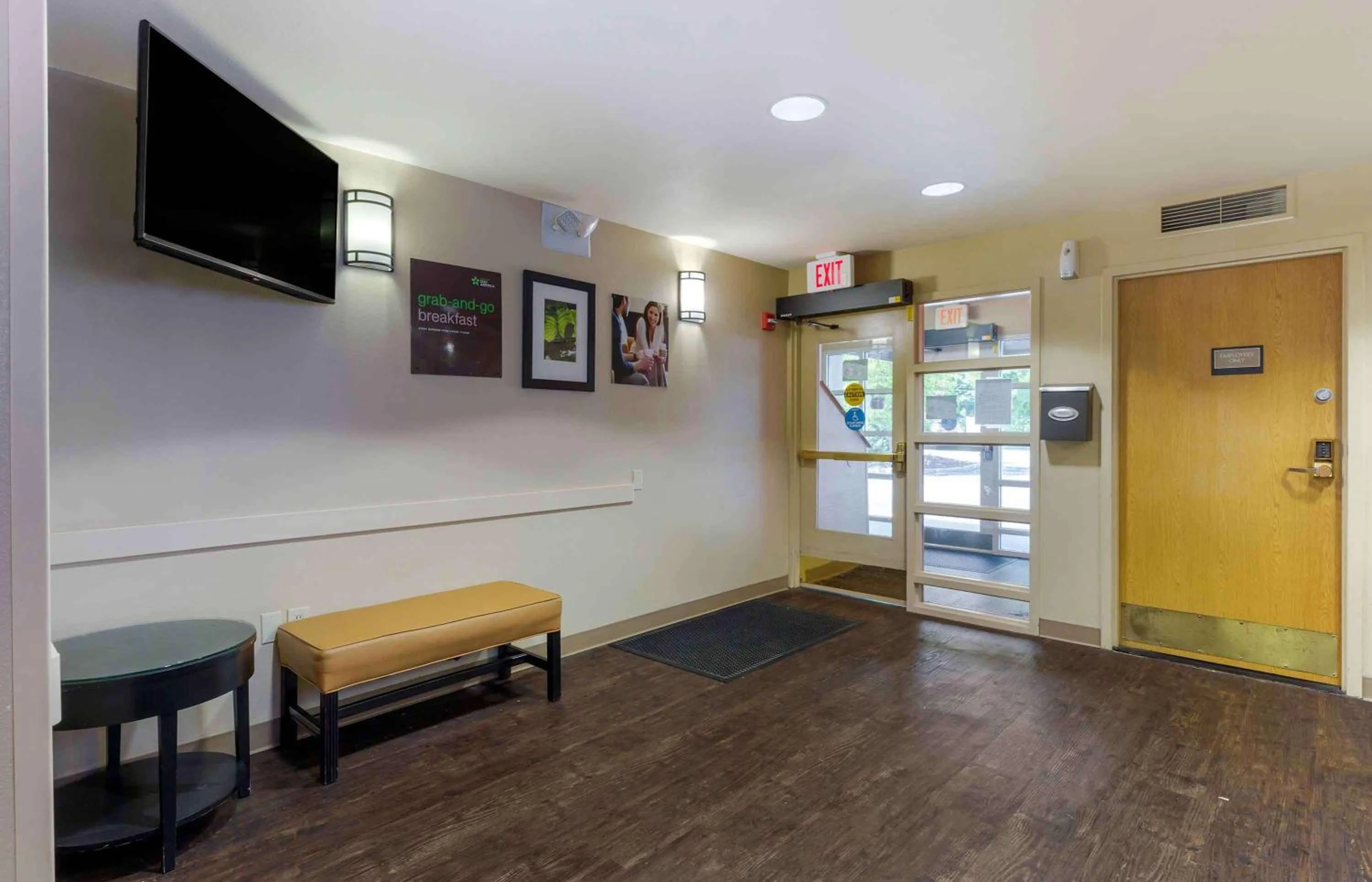 Lobby or reception in Extended Stay America Suites - Boston - Woburn
