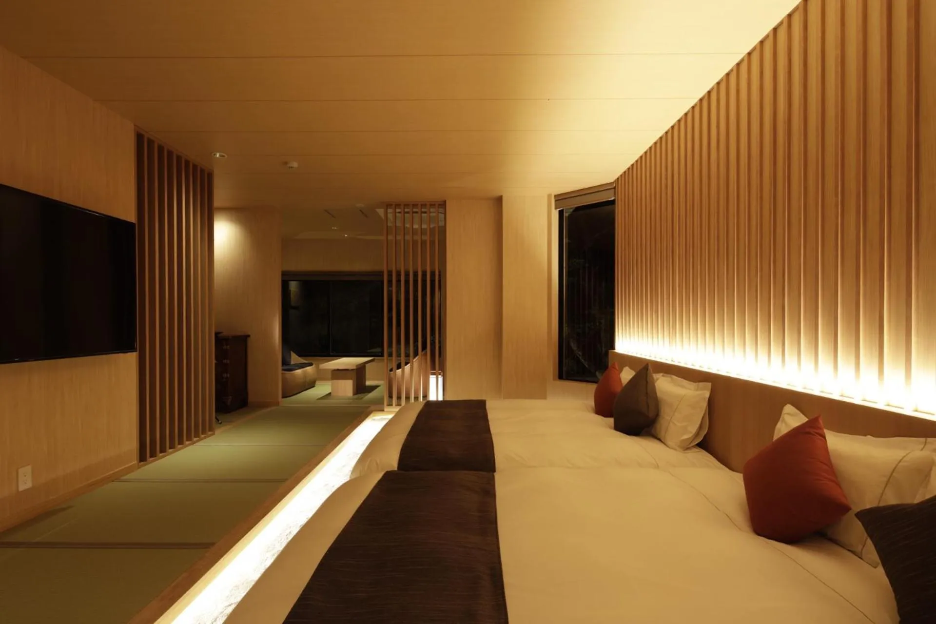 Photo of the whole room, Bed in Centurion Hakone Bettei