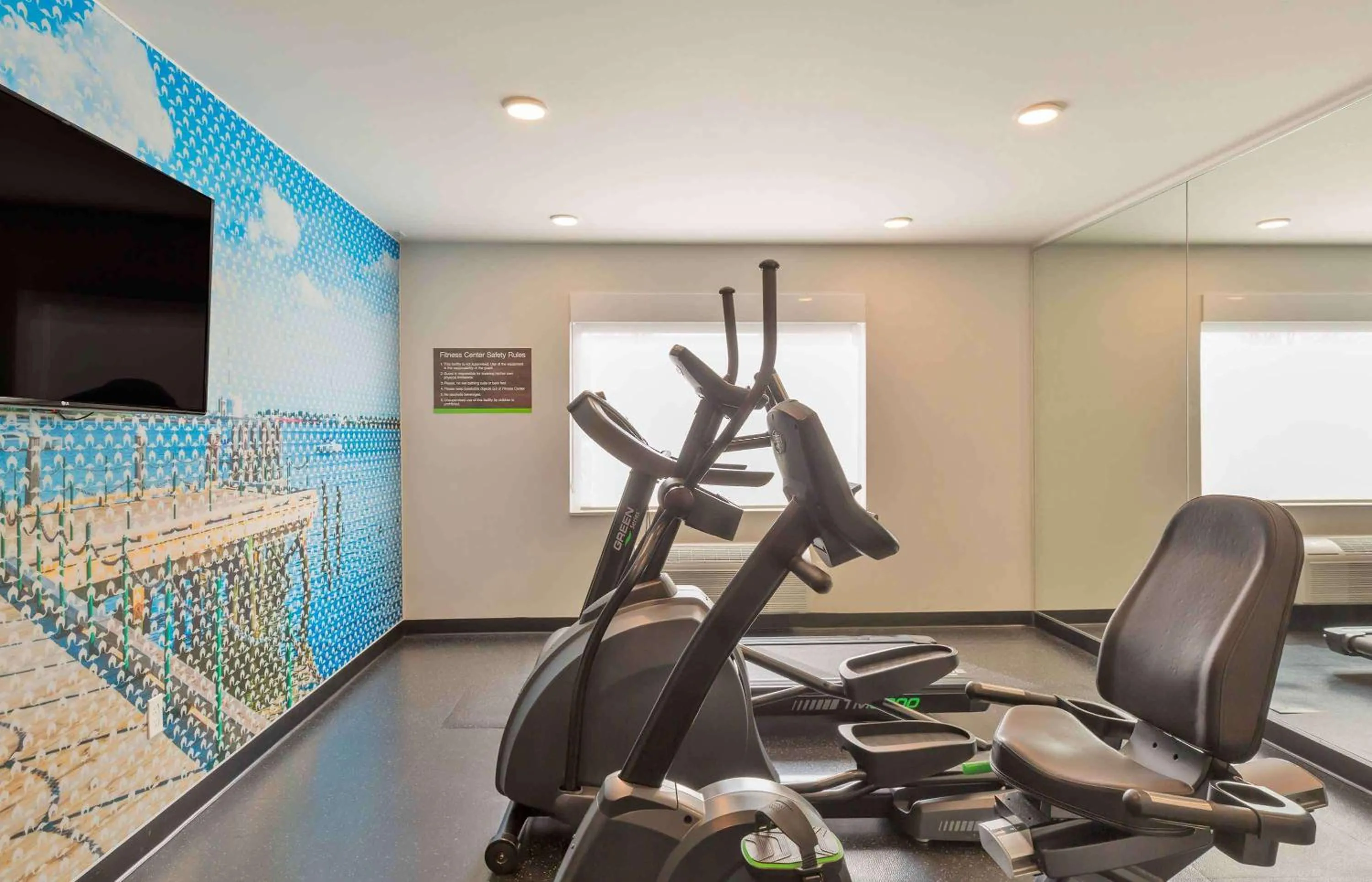Fitness centre/facilities in Extended Stay America Premier Suites - Providence - East Providence